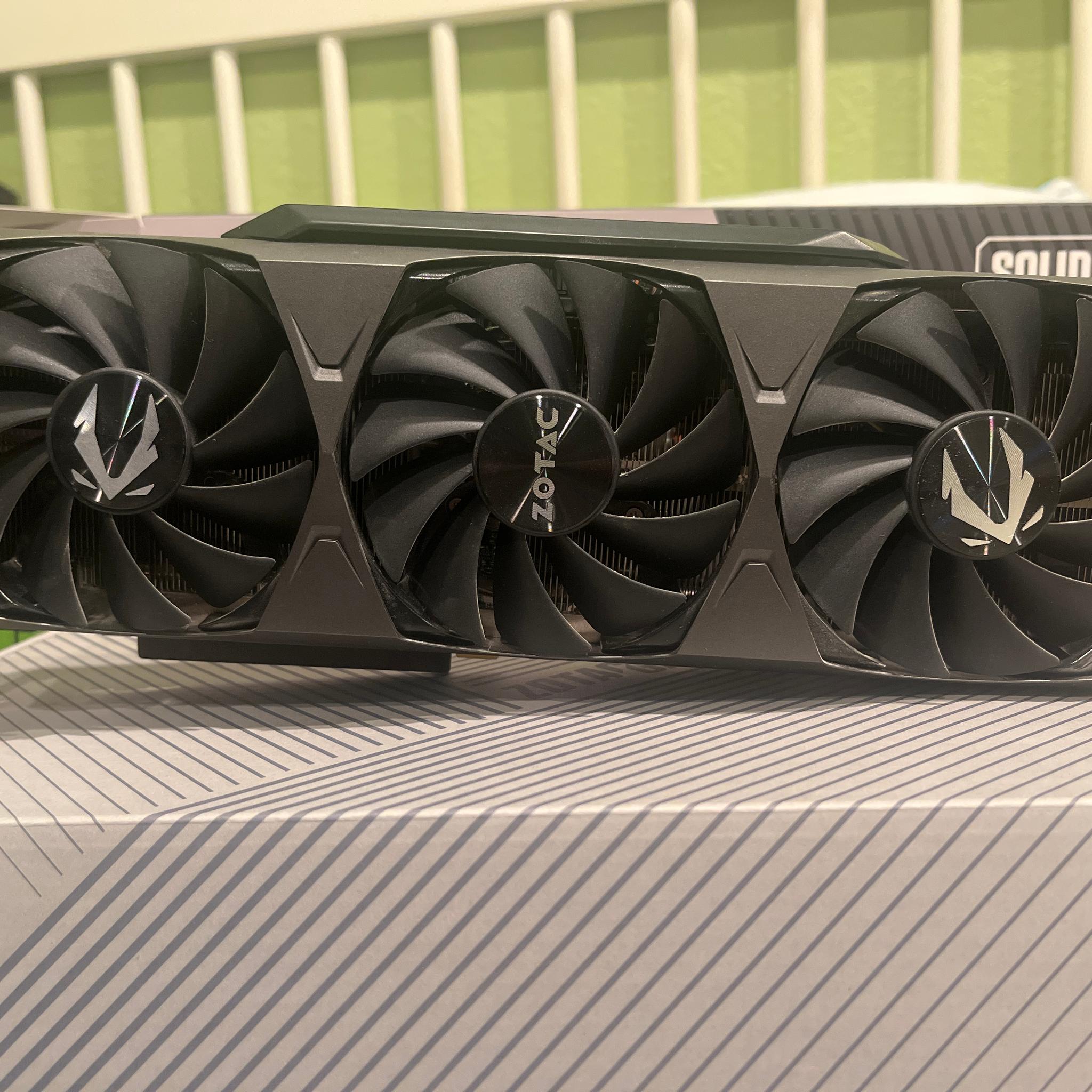 ZOTAC GAMING Trinity OC GeForce RTX 3070 Ti