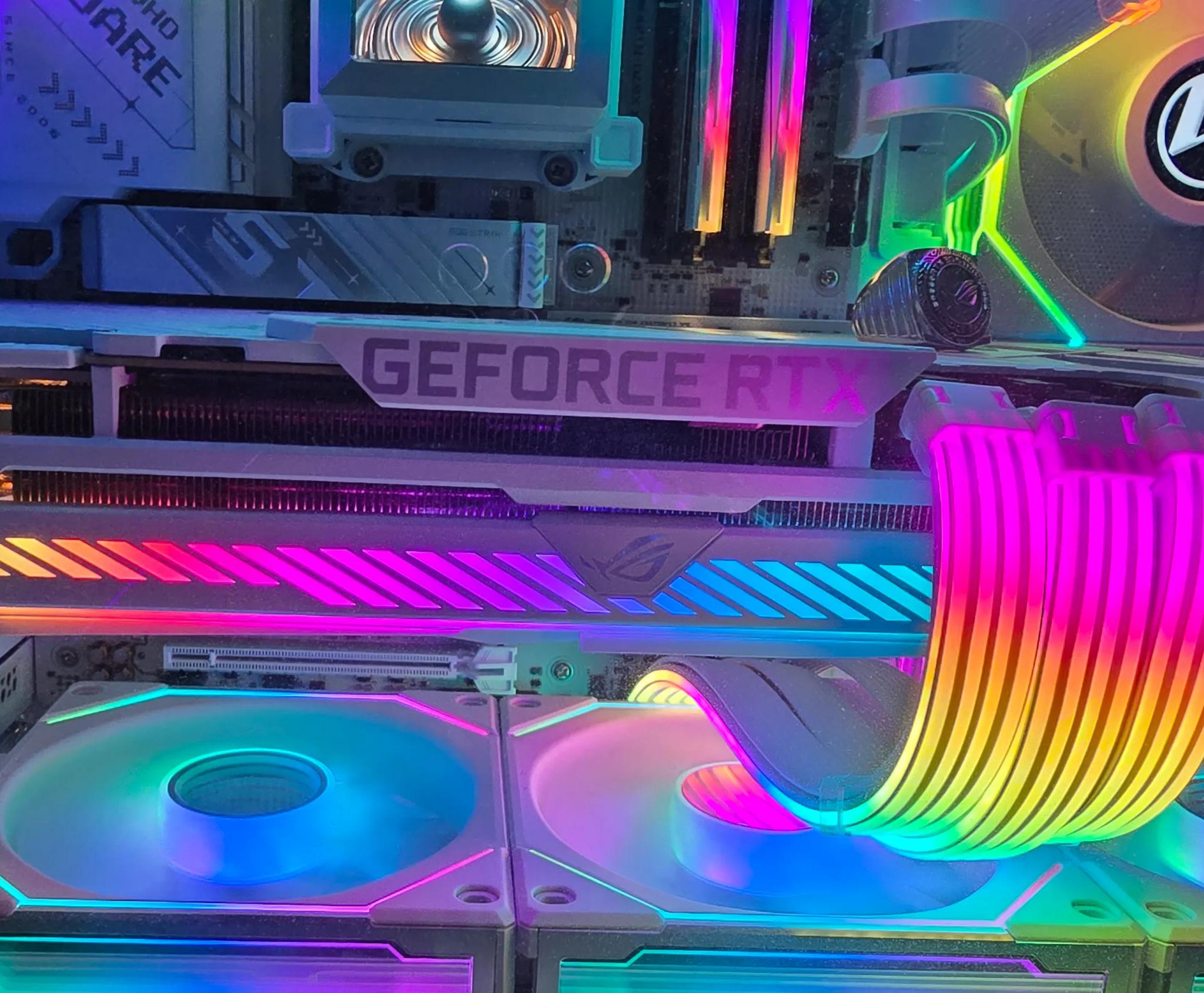 Like New! ASUS STRIX RTX 3090 (White Edition)