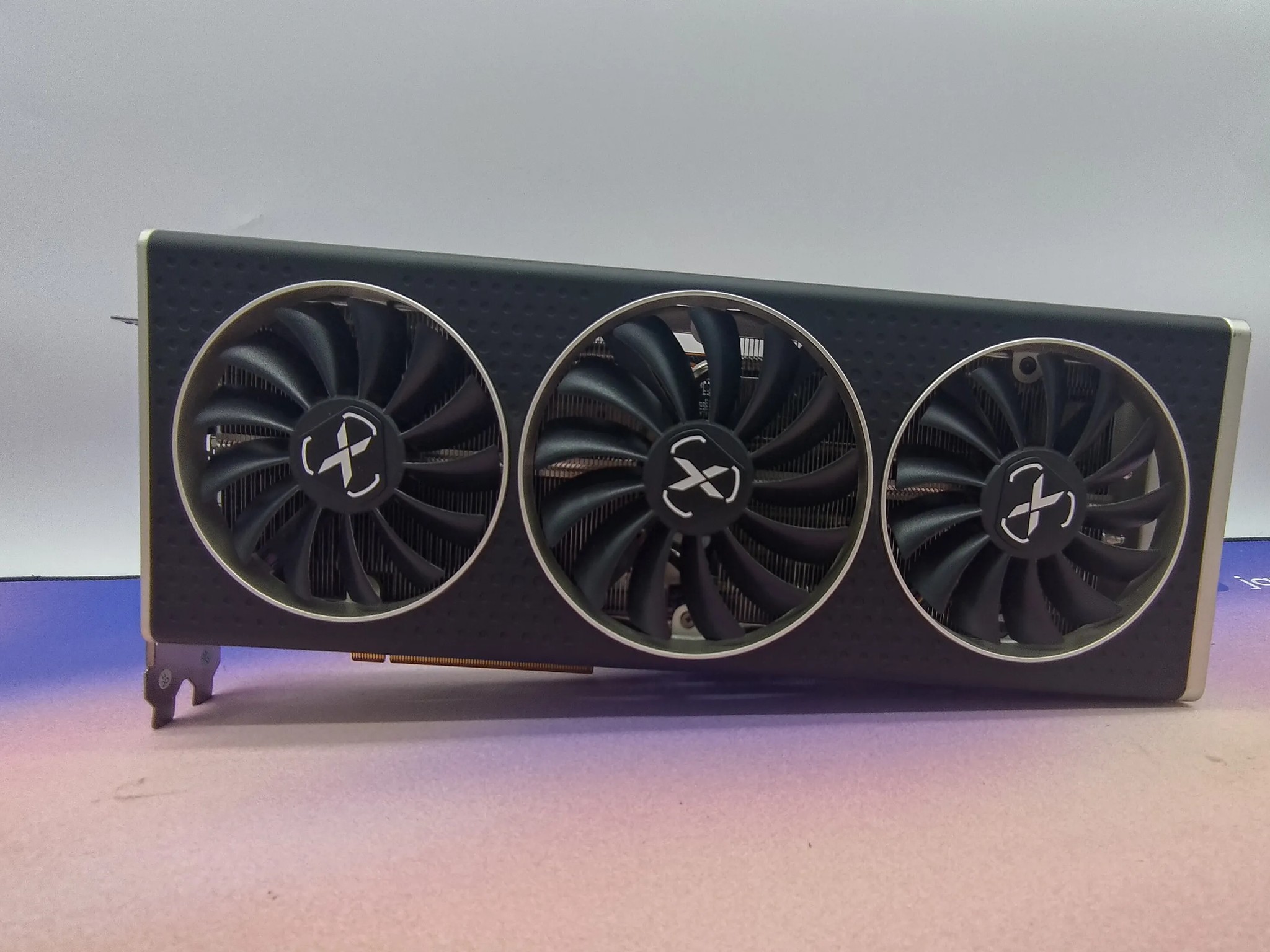 XFX QICK 319 RX 6700XT