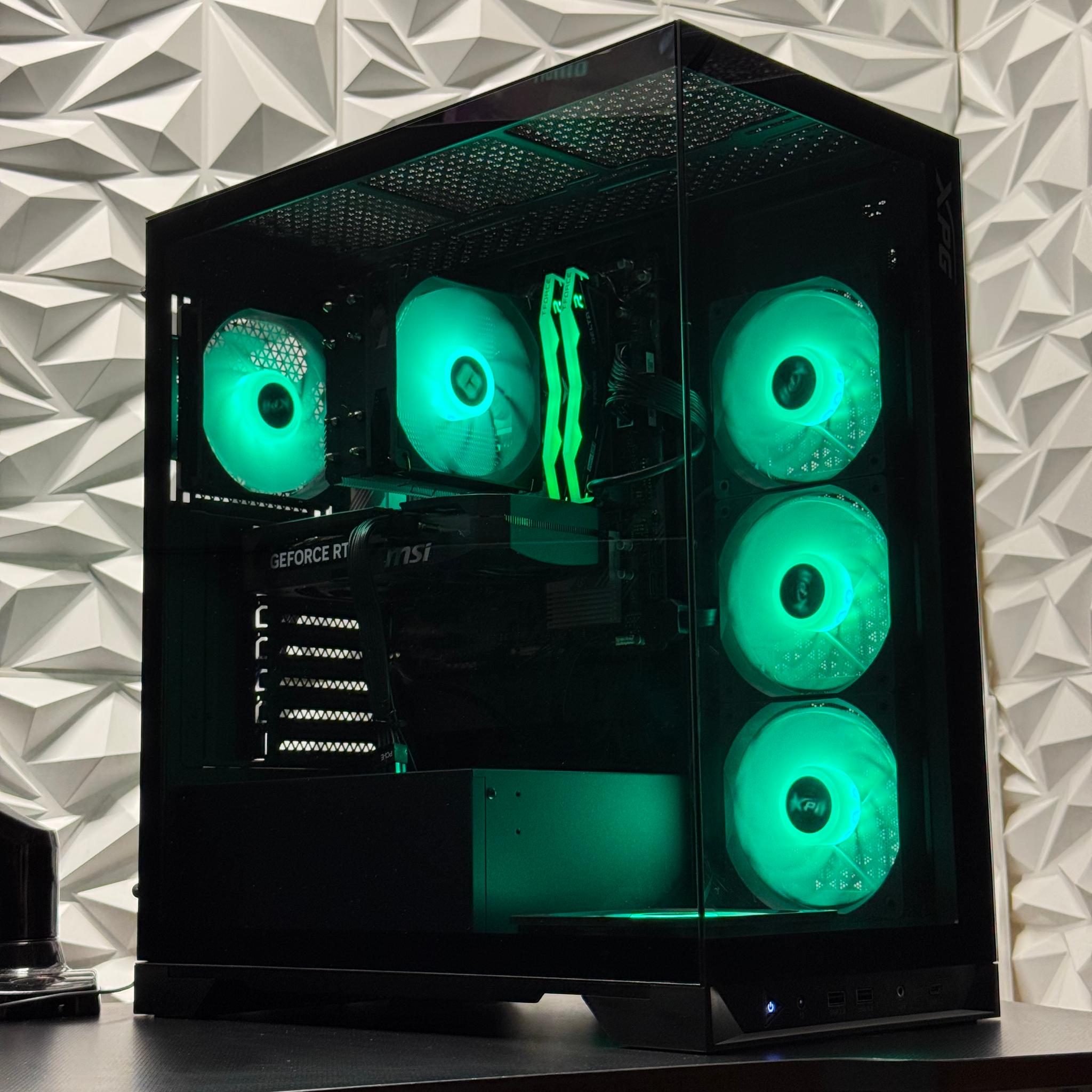 Rtx 5060 ti / Ryzen 5 7500F / 16GB 6000Mhz DDR5 / 1TB Samsung 970 / RGB