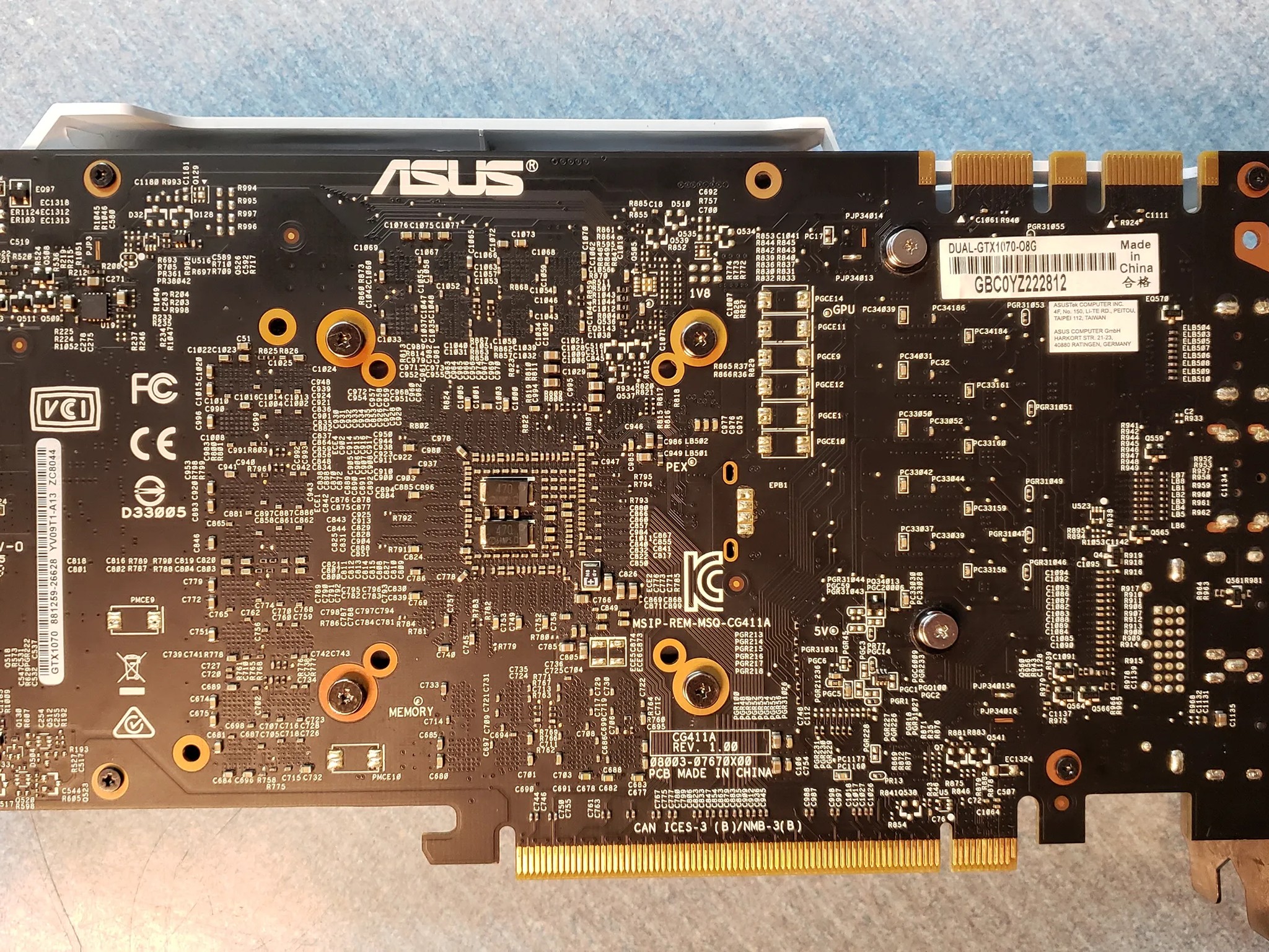 Asus DUAL GTX 1070 graphics card