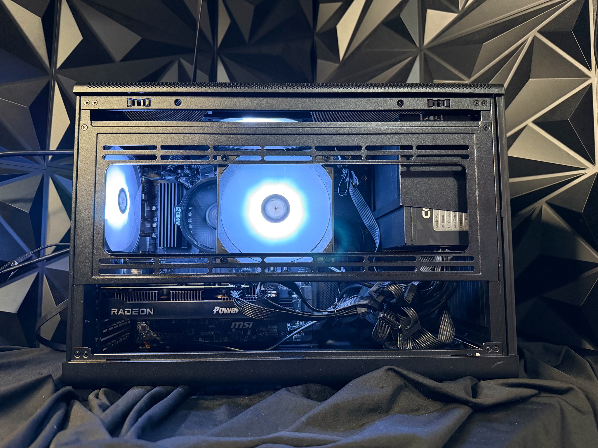 🎮🔥 GAMER 5590 🔥🎮 Ryzen 5 5500| RX 9060XT| 16 GB DDR4| 1.25 TB NVMe| 650W PSU
