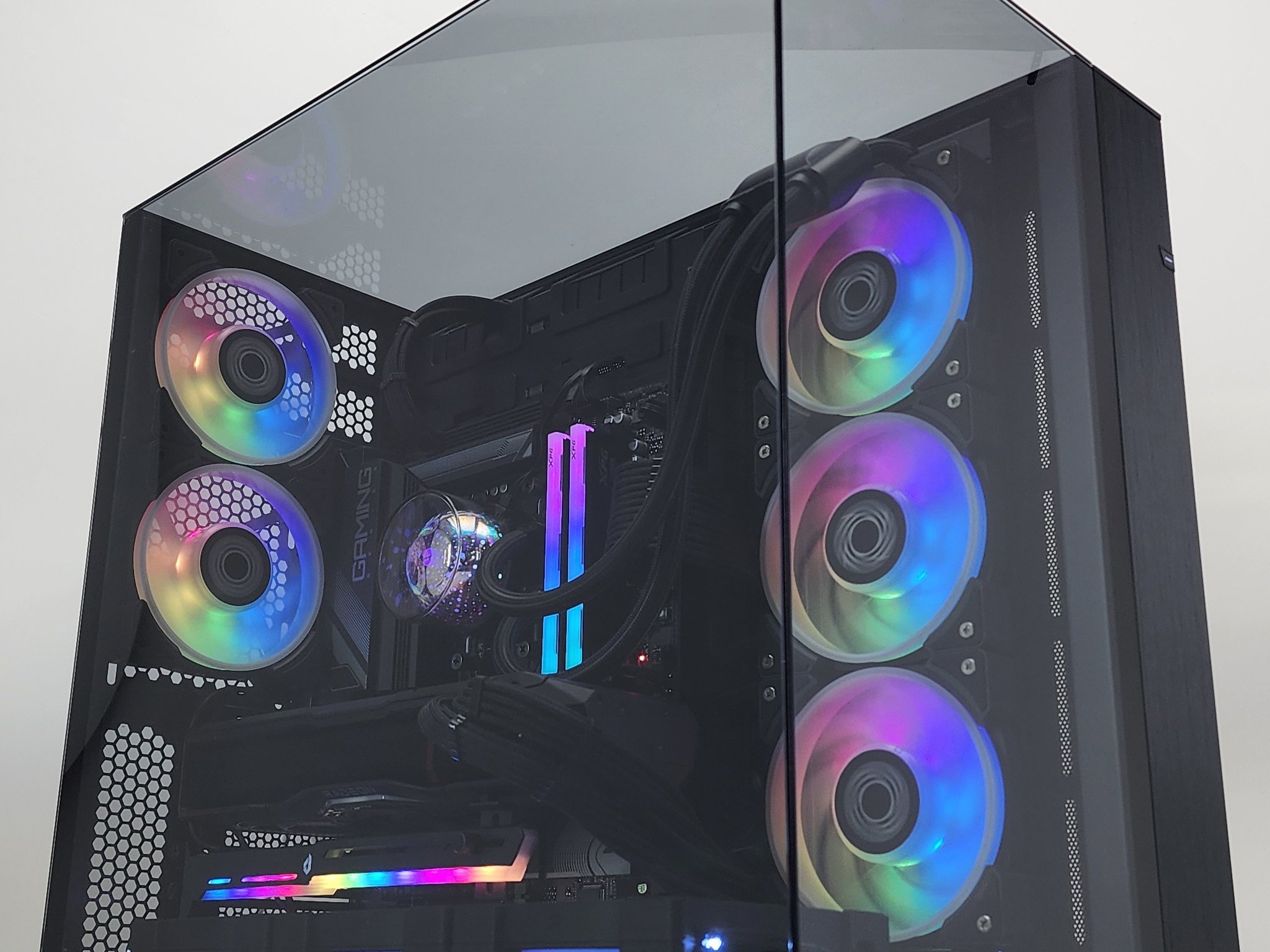Gaming PC Ryzen 9 9900X 32GB RAM 2TB SSD RX 7900 XTX 24GB Windows 11 Computer