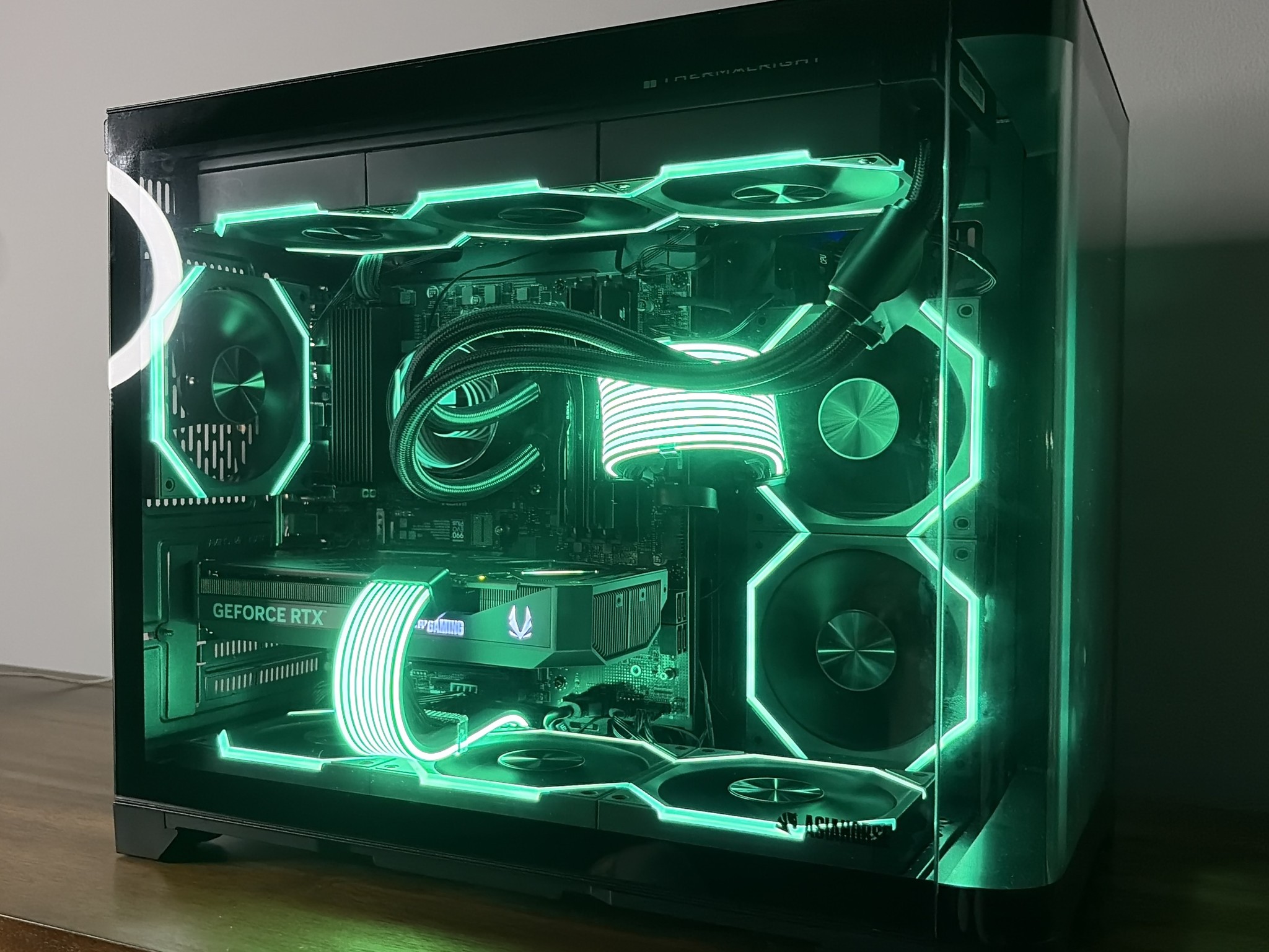 RTX 5070 | Ryzen 5 7500X3D | 32GB DDR5 | Micro ATX | 1440p Gaming PC