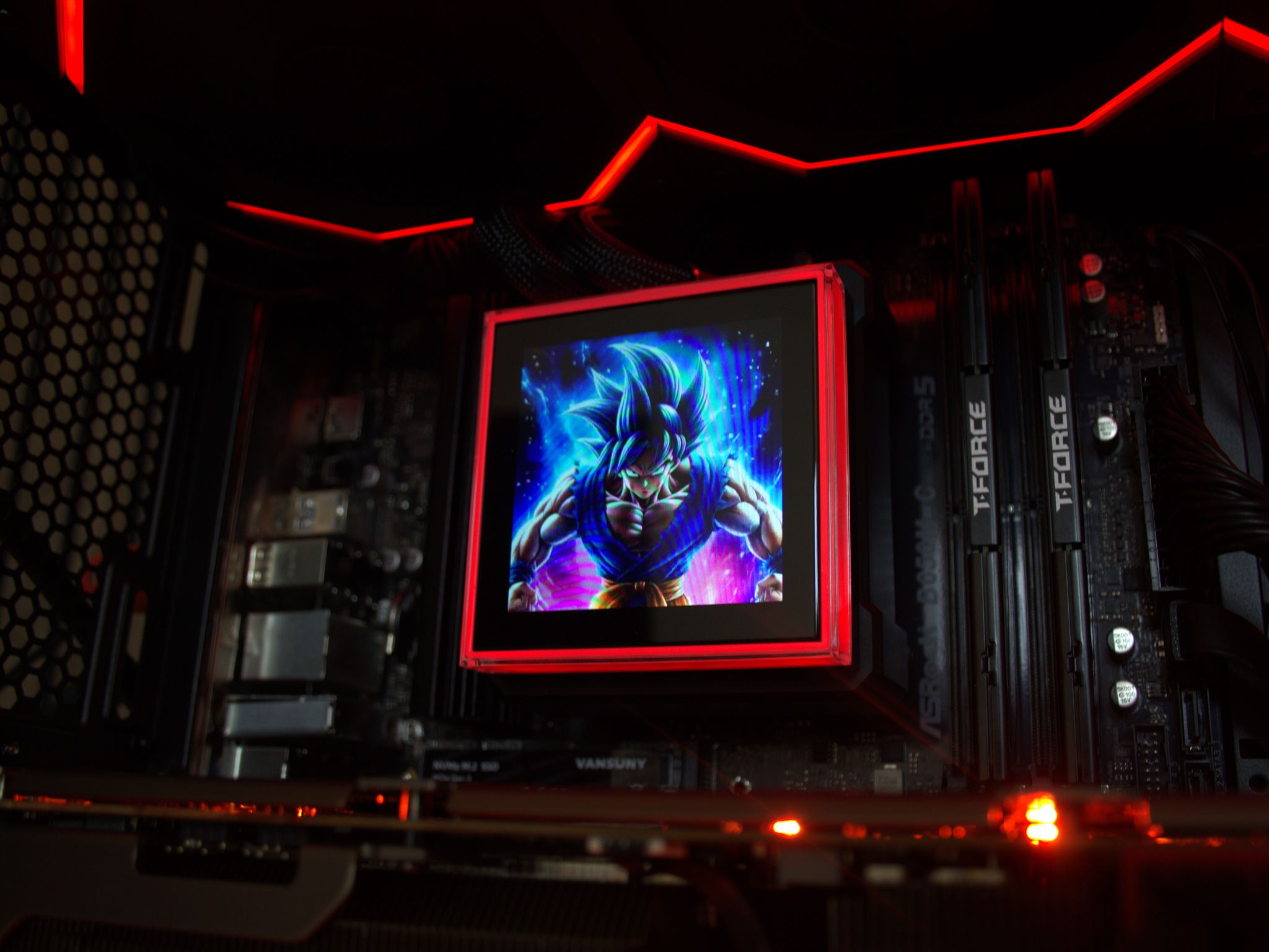 👑KingPin👑 | 9800X3D | RX 7900XTX 24Gb | 32GB DDR5 CL 30 | Lian Li | LCD | 1TB | GOLD