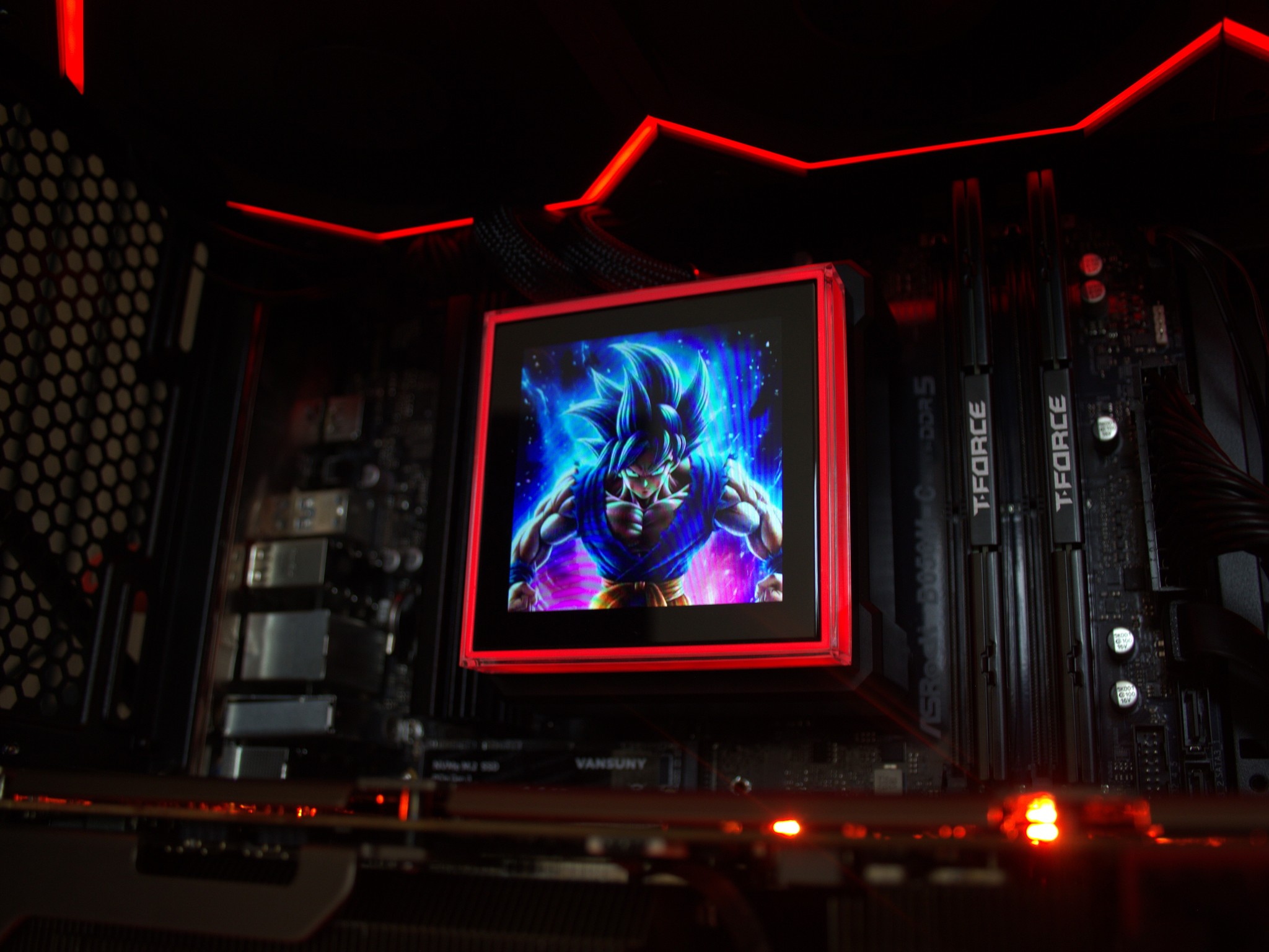 👑KingPin👑 | 9800X3D | RX 7900XTX 24Gb | 32GB DDR5 CL 30 | Lian Li | LCD | 1TB | GOLD