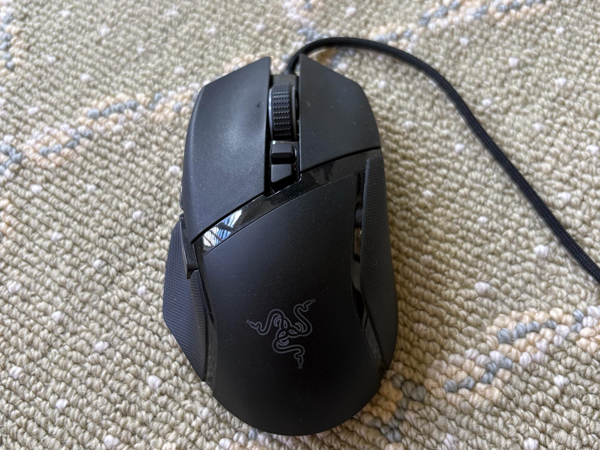 RAZER BASILISK V3