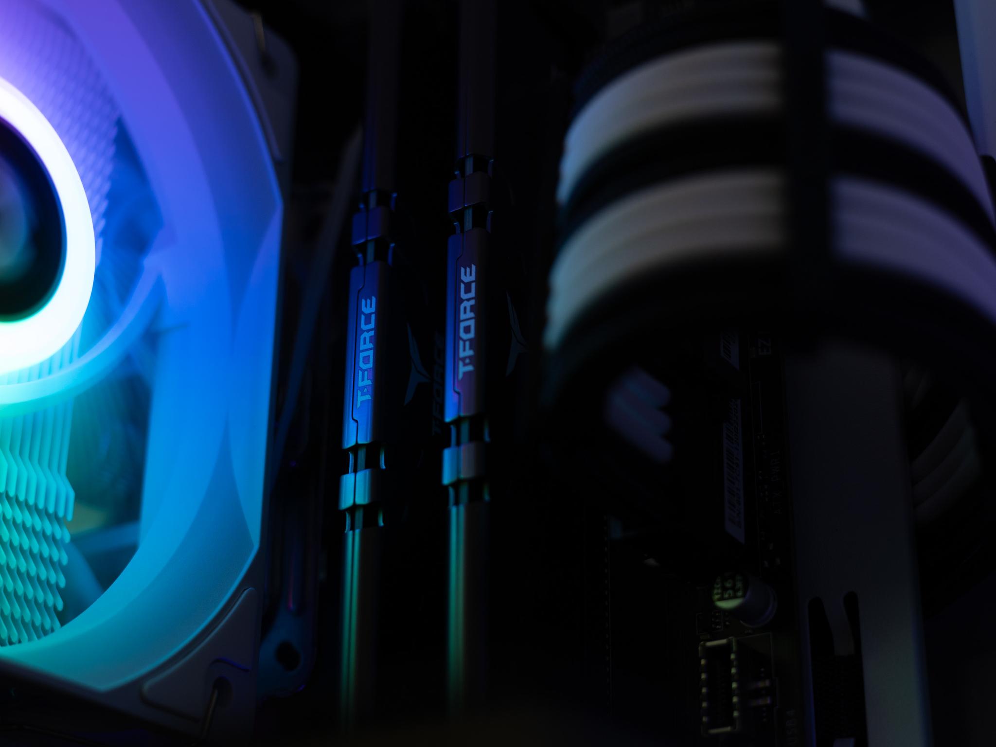 RTX 3070, Ryzen 5, WiFi, 32GB RAM, 1TB NVMe SSD, Gaming PC