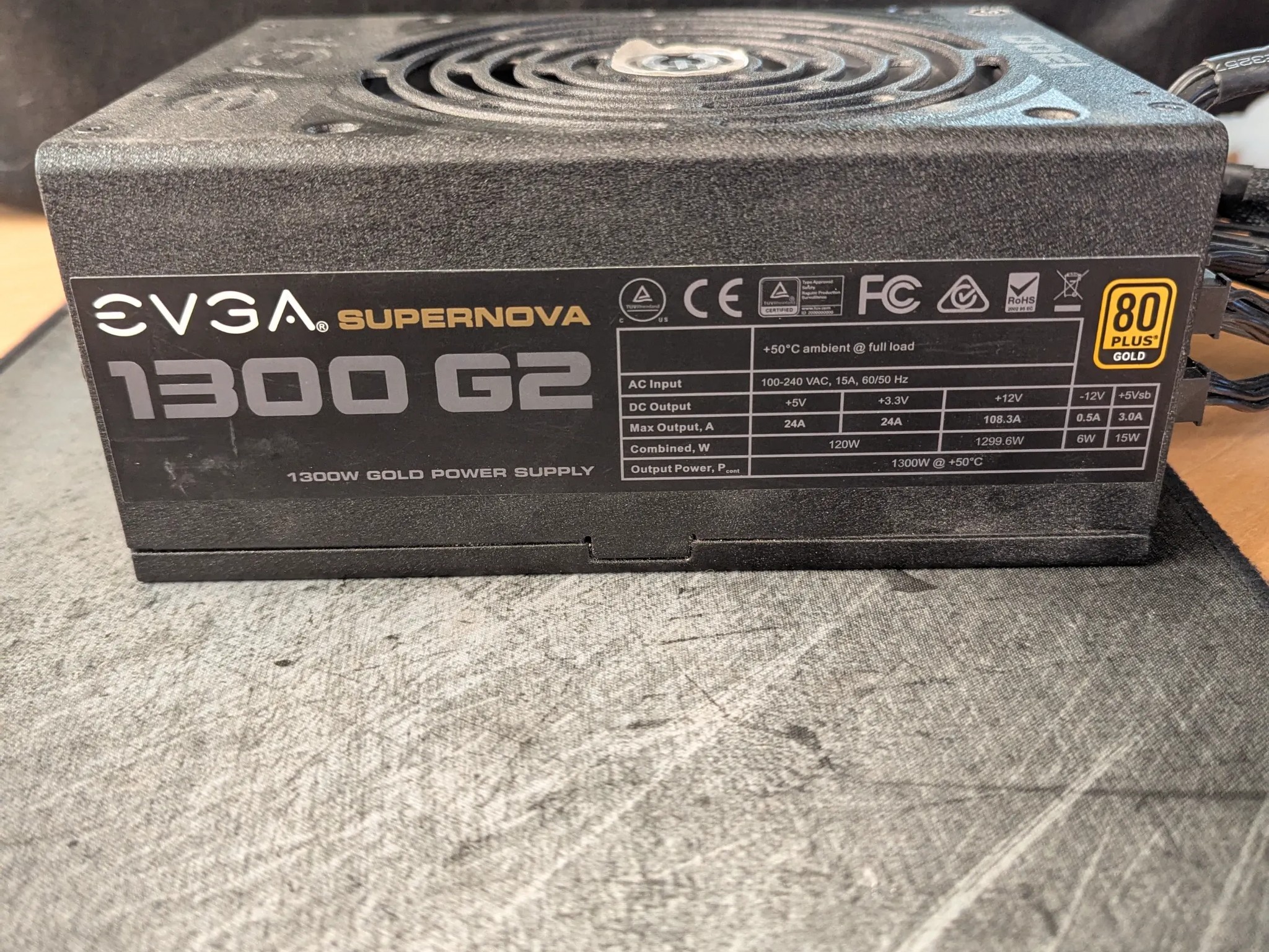 🔹 EVGA SuperNOVA 1300W G2 | Fully modular | 80+ Gold