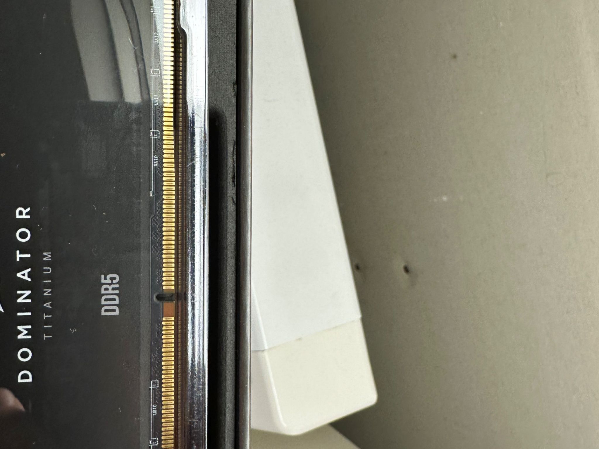 CORSAIR Dominator Titanium 96GB (2 x 48GB) DDR5 6600 (PC5 52800) CMP96GX5M2B6600C32