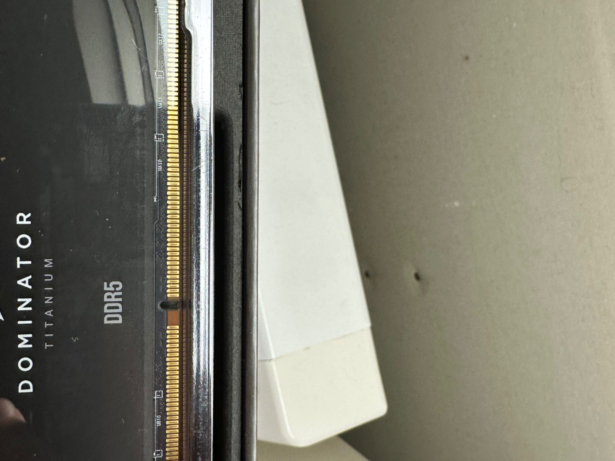 CORSAIR Dominator Titanium 96GB (2 x 48GB) DDR5 6600 (PC5 52800) CMP96GX5M2B6600C32