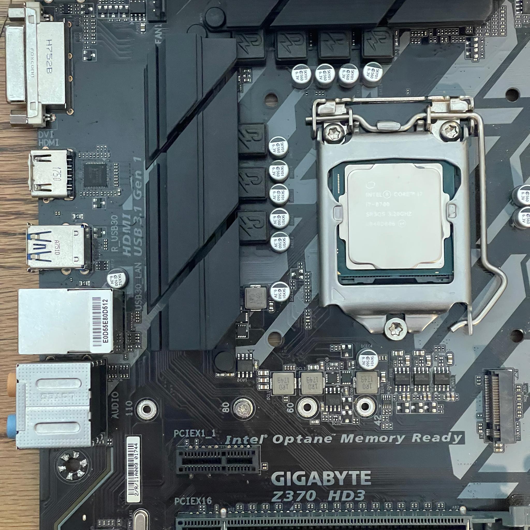 Used, Gigabyte z370 HD3, i7-8700, 16GB, 256GB
