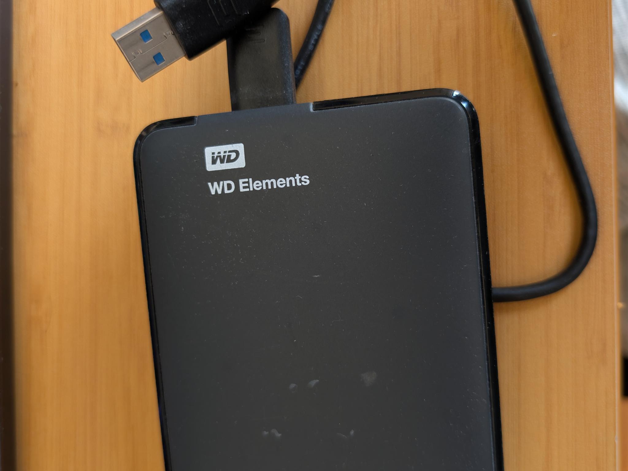 [Excellent Condition] WD Elements 2TB Portable External Hard Drive (USB 3.0) - 100% Healthy