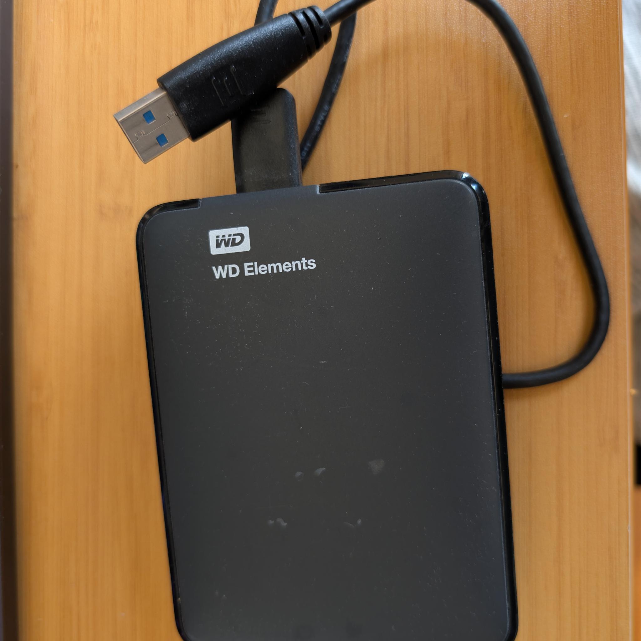 [Excellent Condition] WD Elements 2TB Portable External Hard Drive (USB 3.0) - 100% Healthy