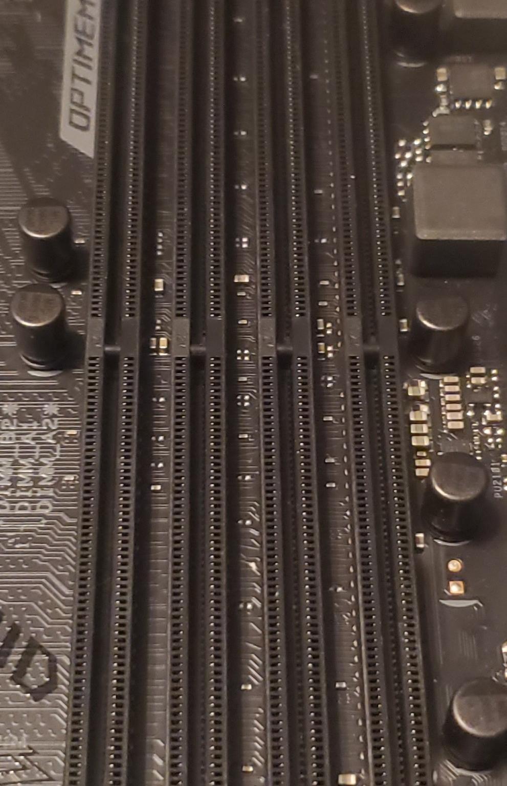 ASUS ROG STRIX Z390-F GAMING