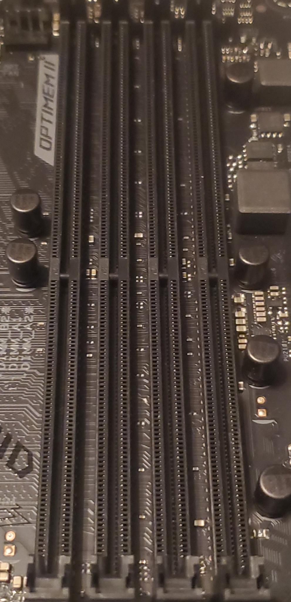 ASUS ROG STRIX Z390-F GAMING