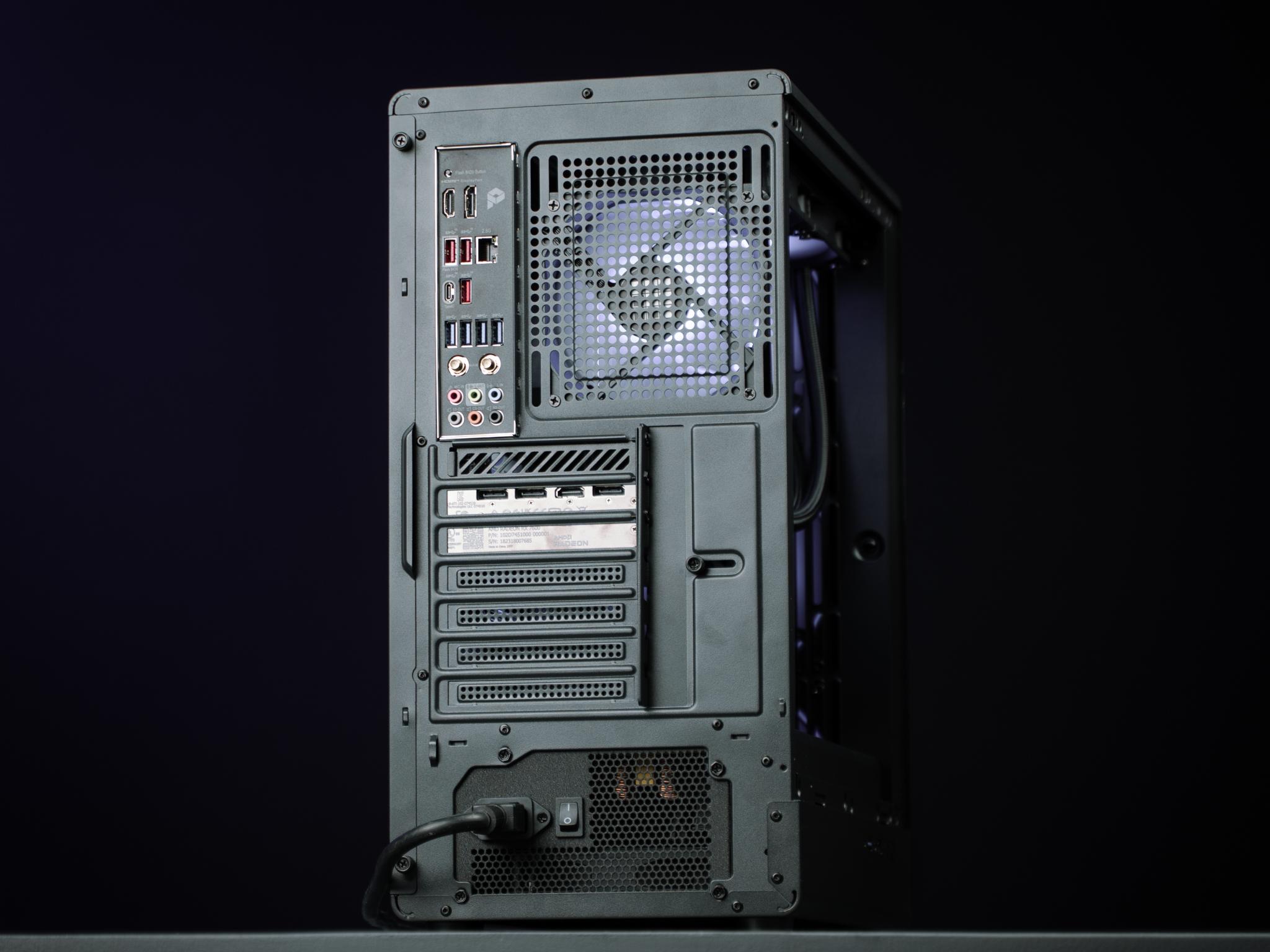 “ProKfoRm KR” RX 7600 Ryzen 5 8400F 1TB 32GB Windows 11 Liquid Cooled Gaming PC Powerhouse