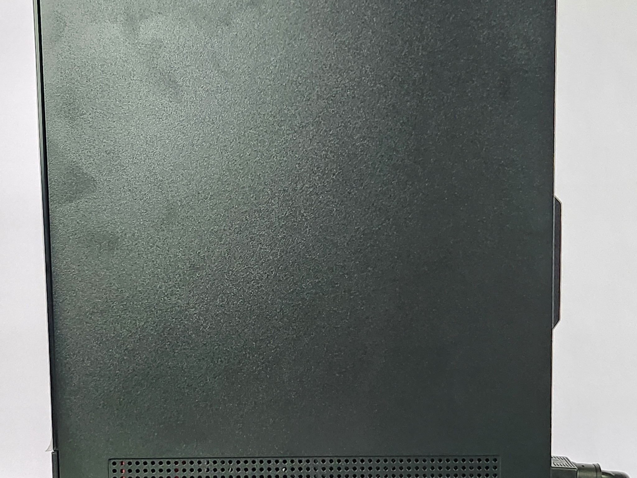 Entry-Level Gaming PC! RX 570 Intel E5-2667v2