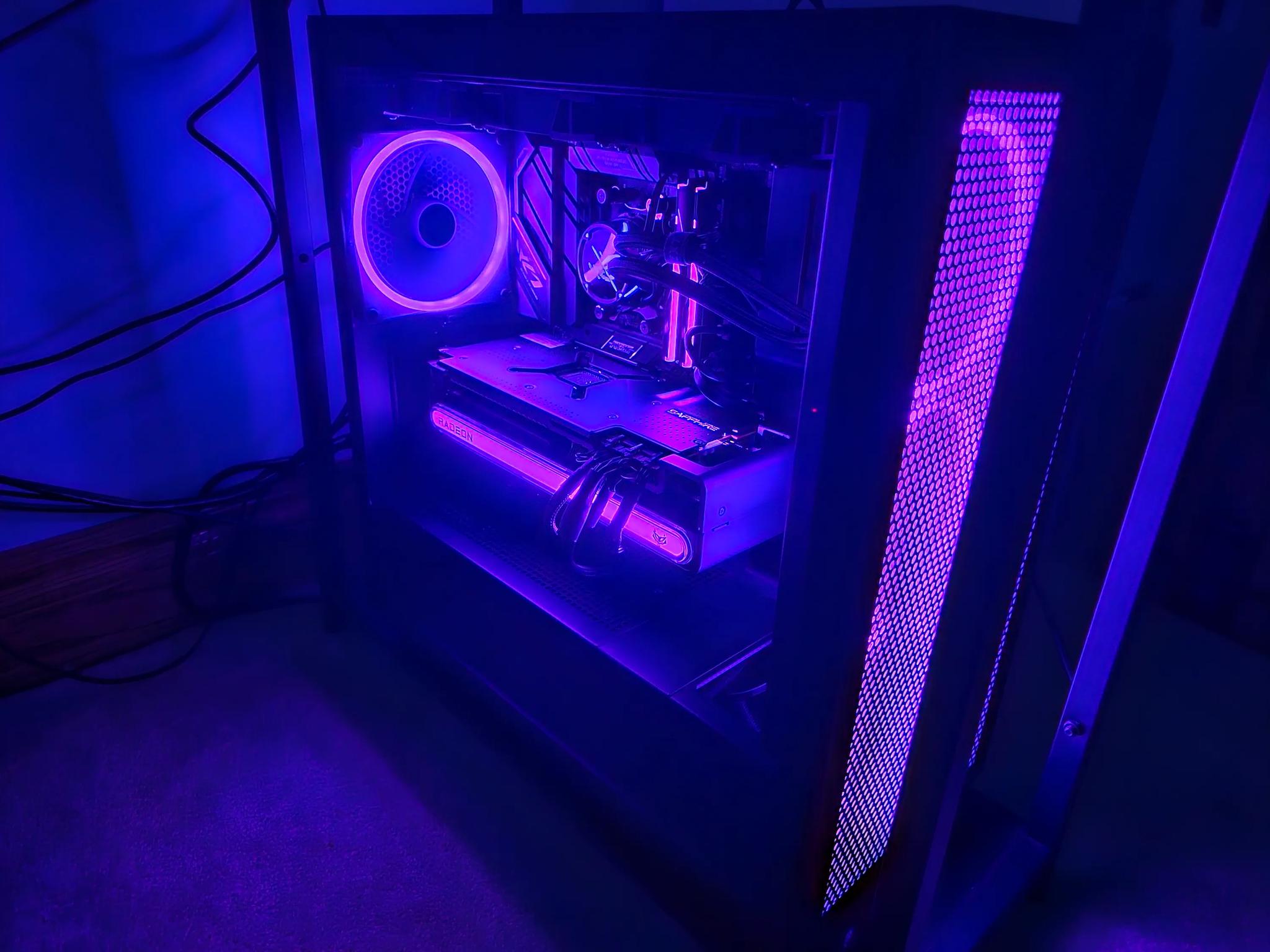 RGB GAMING PC - 7900XTX + 7800X3D