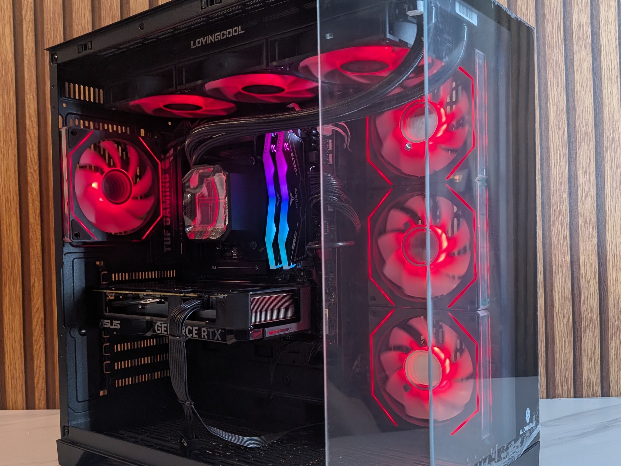 RTX 4070 | RYZEN 5 7600X | 16GB DDR5 | 1TB NVME | 360MM AIO