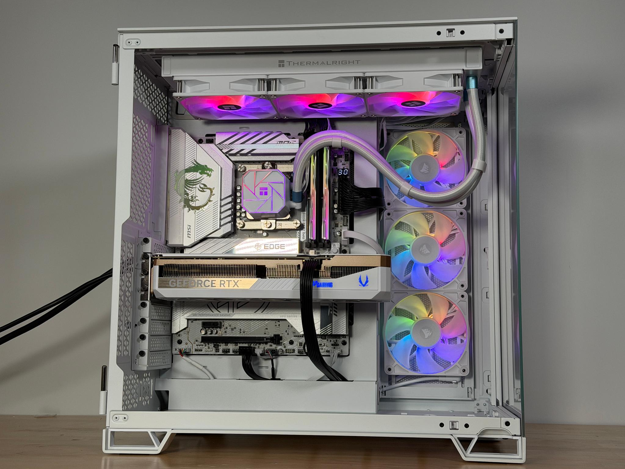 RTX 5070ti Intel Core Ultra 7 265kf All White Gaming PC
