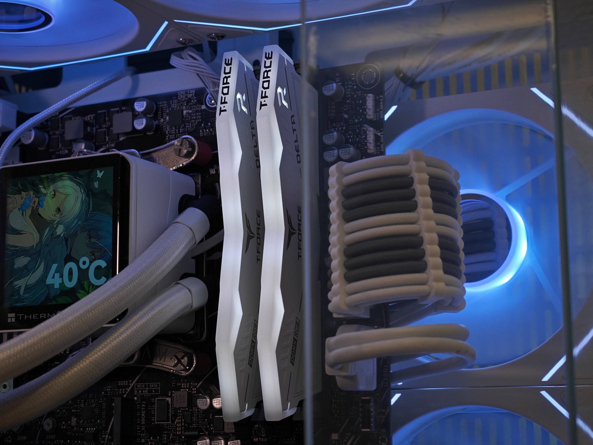 1440P / 4K Gaming PC | 2.88" Customizable LCD, RTX 5070 12GB, Ryzen 7 7700, 32GB DDR5, 1TB NVMe