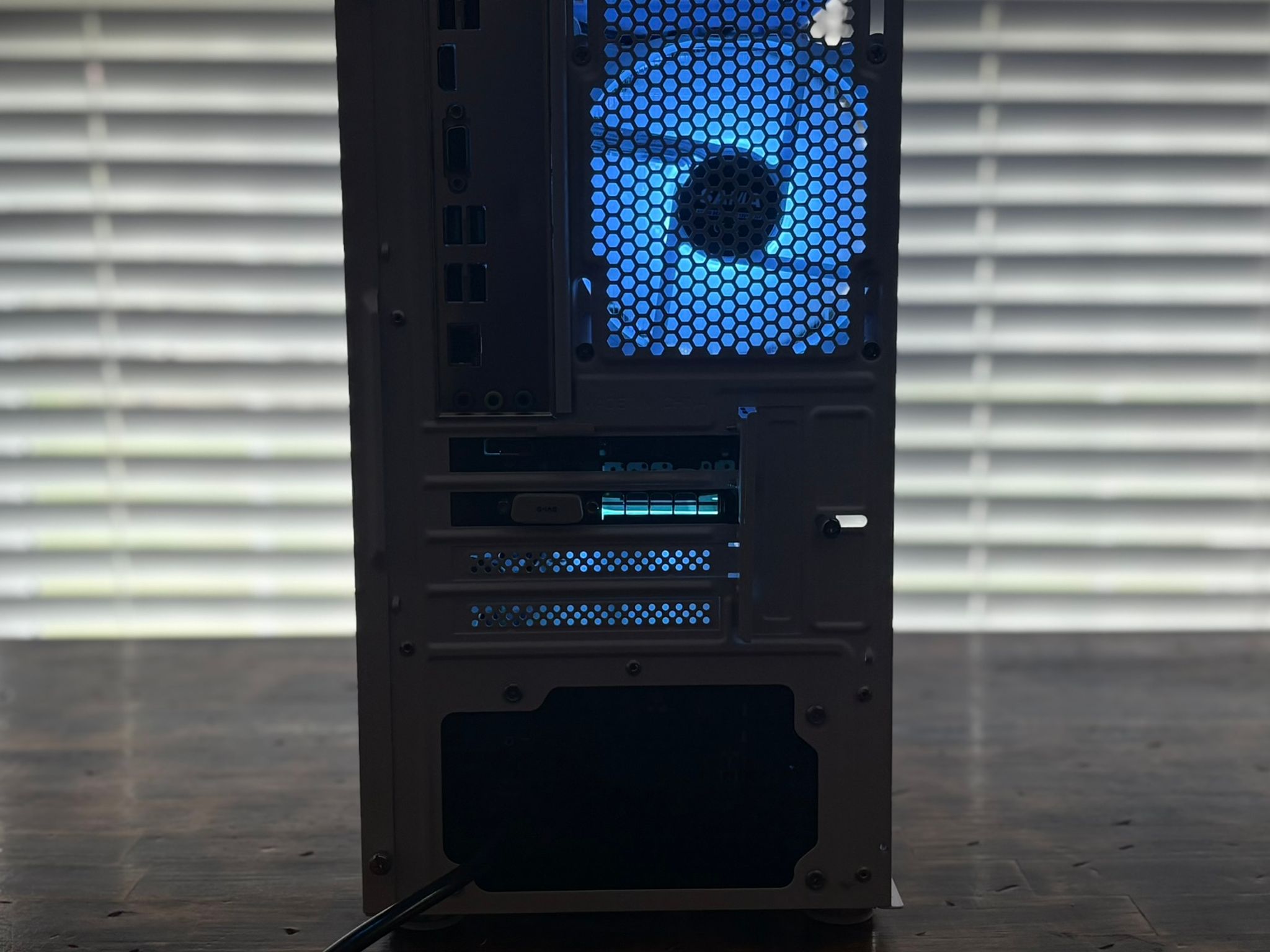 GTX 1080 | R5 2600 Gaming PC