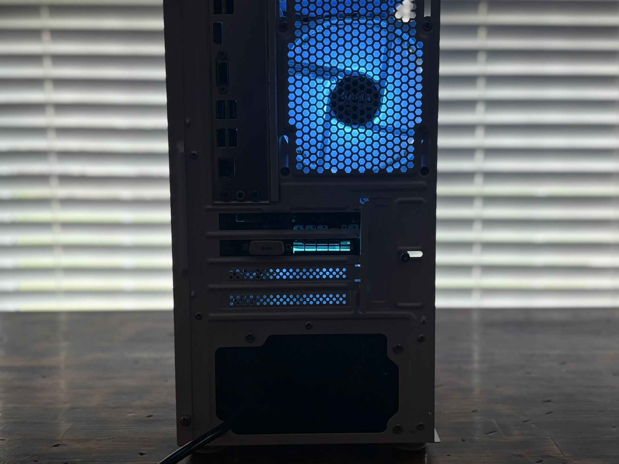 GTX 1080 | R5 2600 Gaming PC