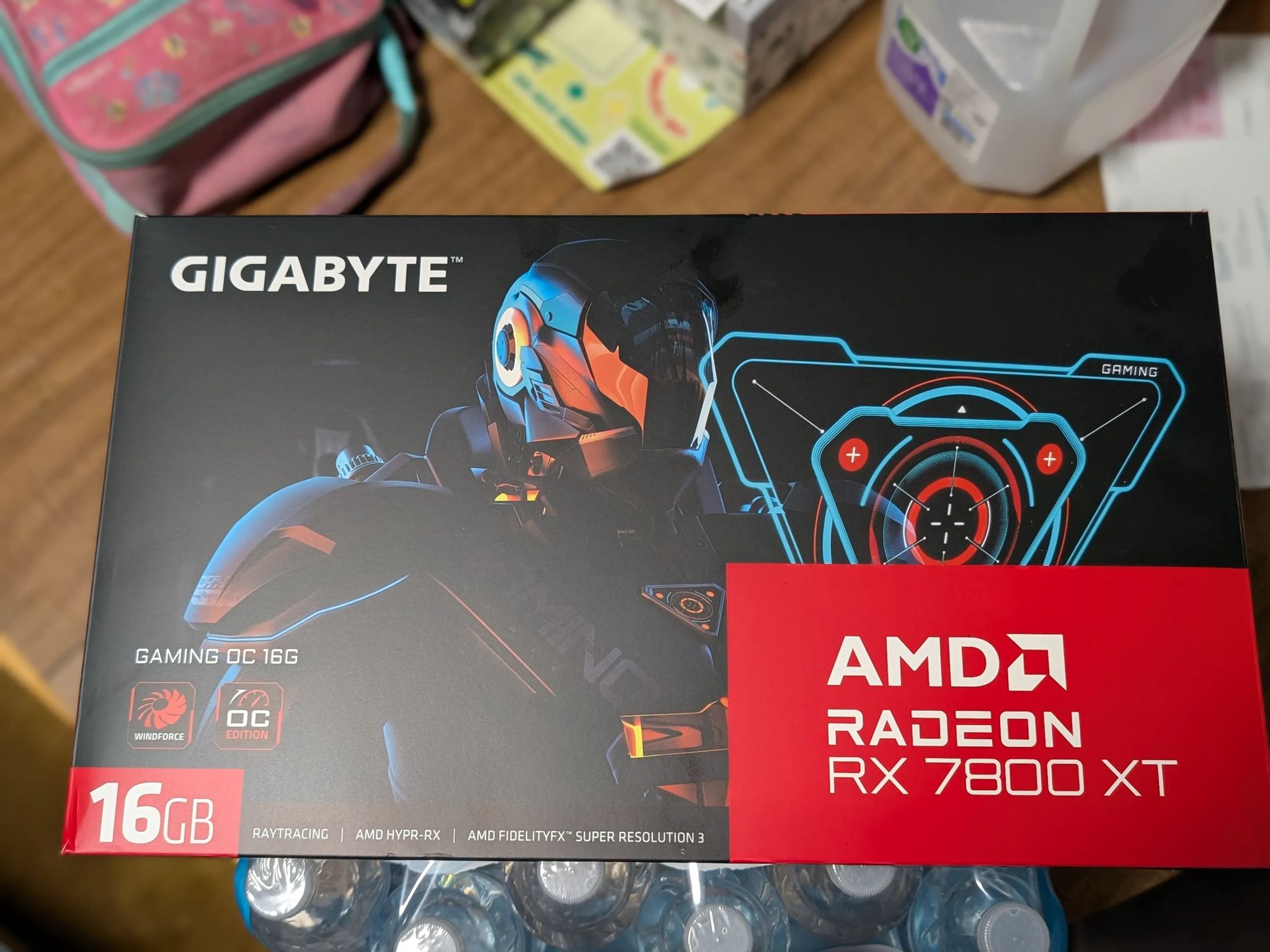 Radeon RX 7800 XT