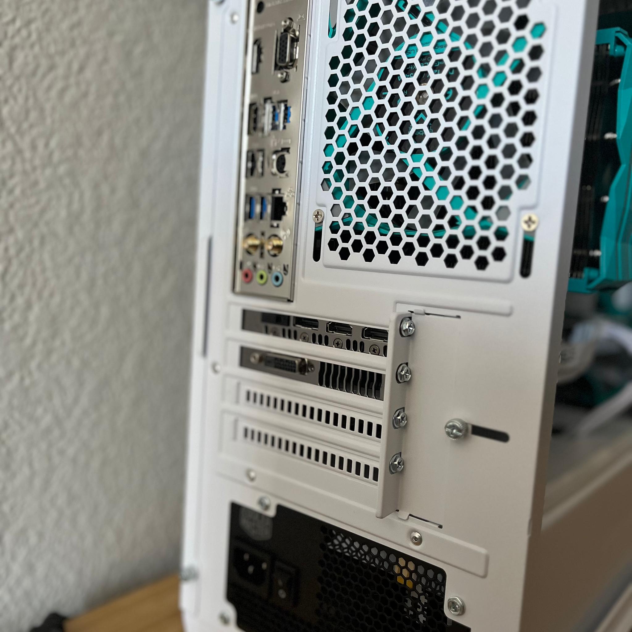 White-Out V2 Entry Budget Ryzen 5 3600 & GTX 1060 6GB