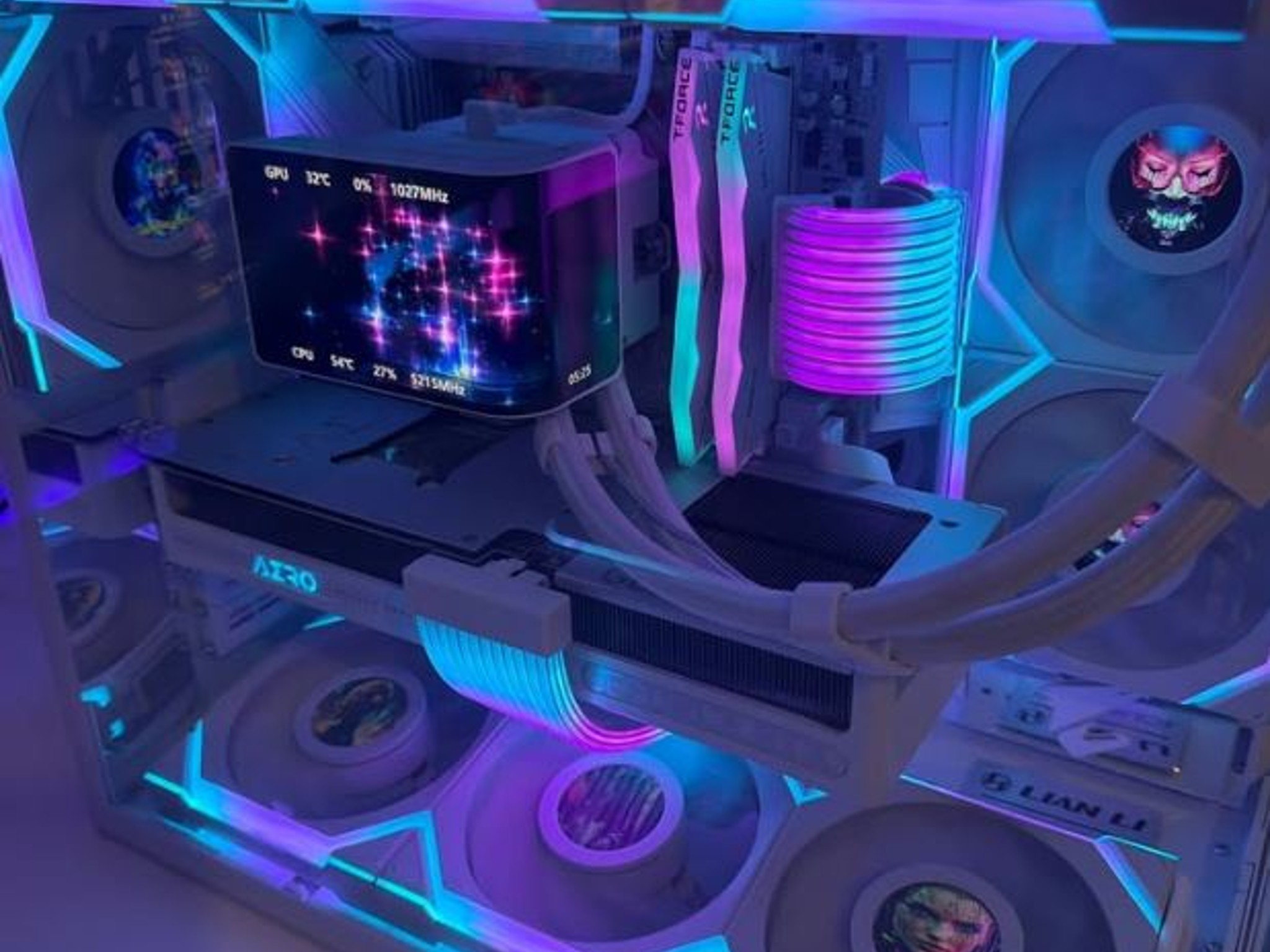 Gaming PC Nvidia RTX 5080, Ryzen 7 9800X3D, Lian Li 011 Mini V2 White, LCD Fans, 3D AIO, 2TB Gen5
