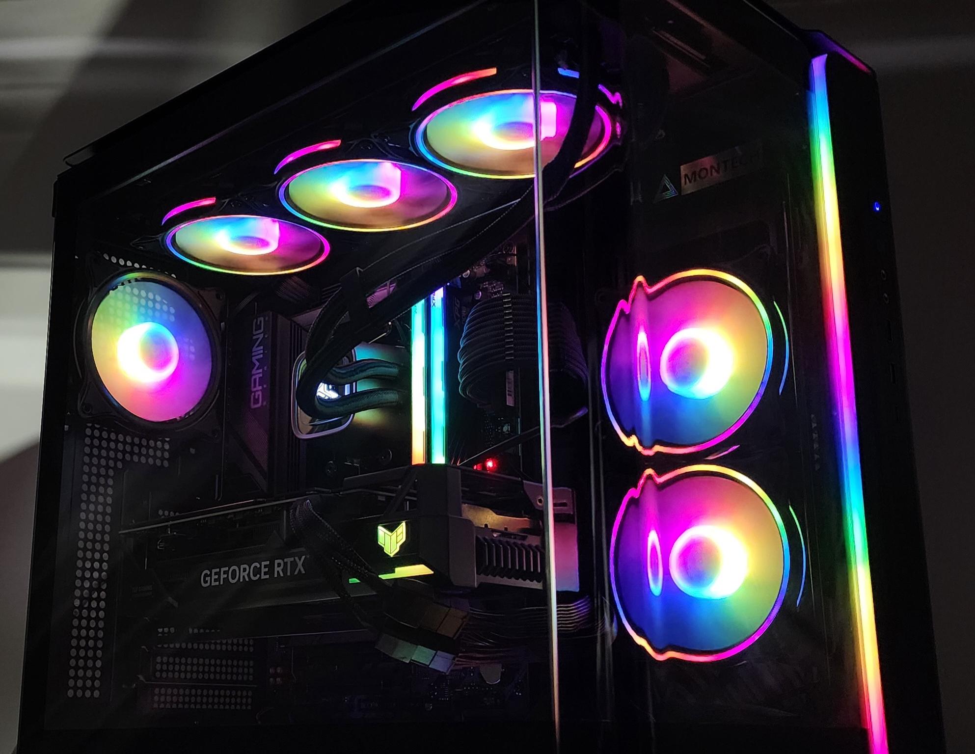Gaming PC Ryzen 7 7800X3D 32GB RAM 1TB SSD RTX 4070 Ti 12GB Windows 11 Computer