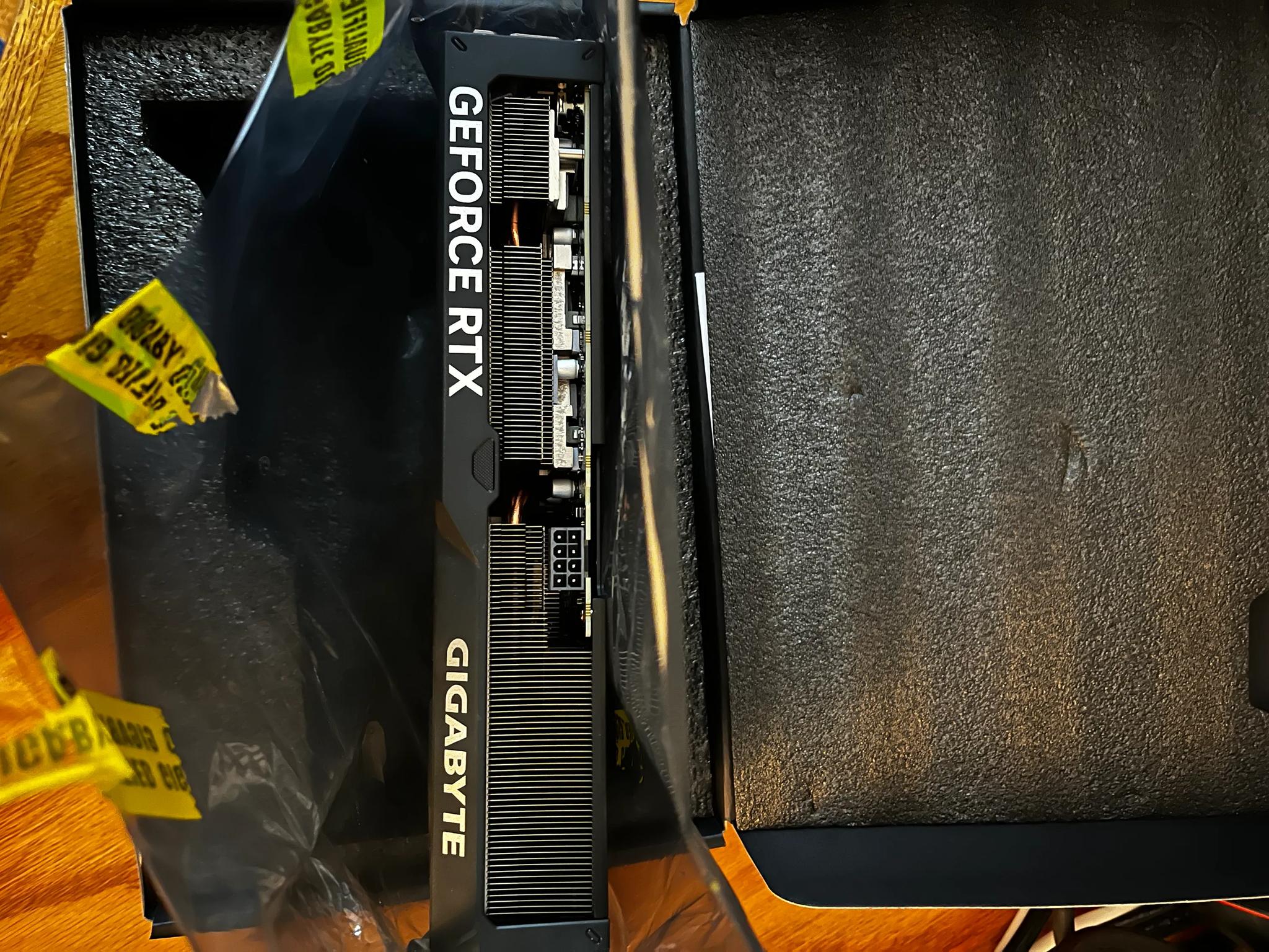 Gigabyte RTX 4070 Windforce OC 12GB