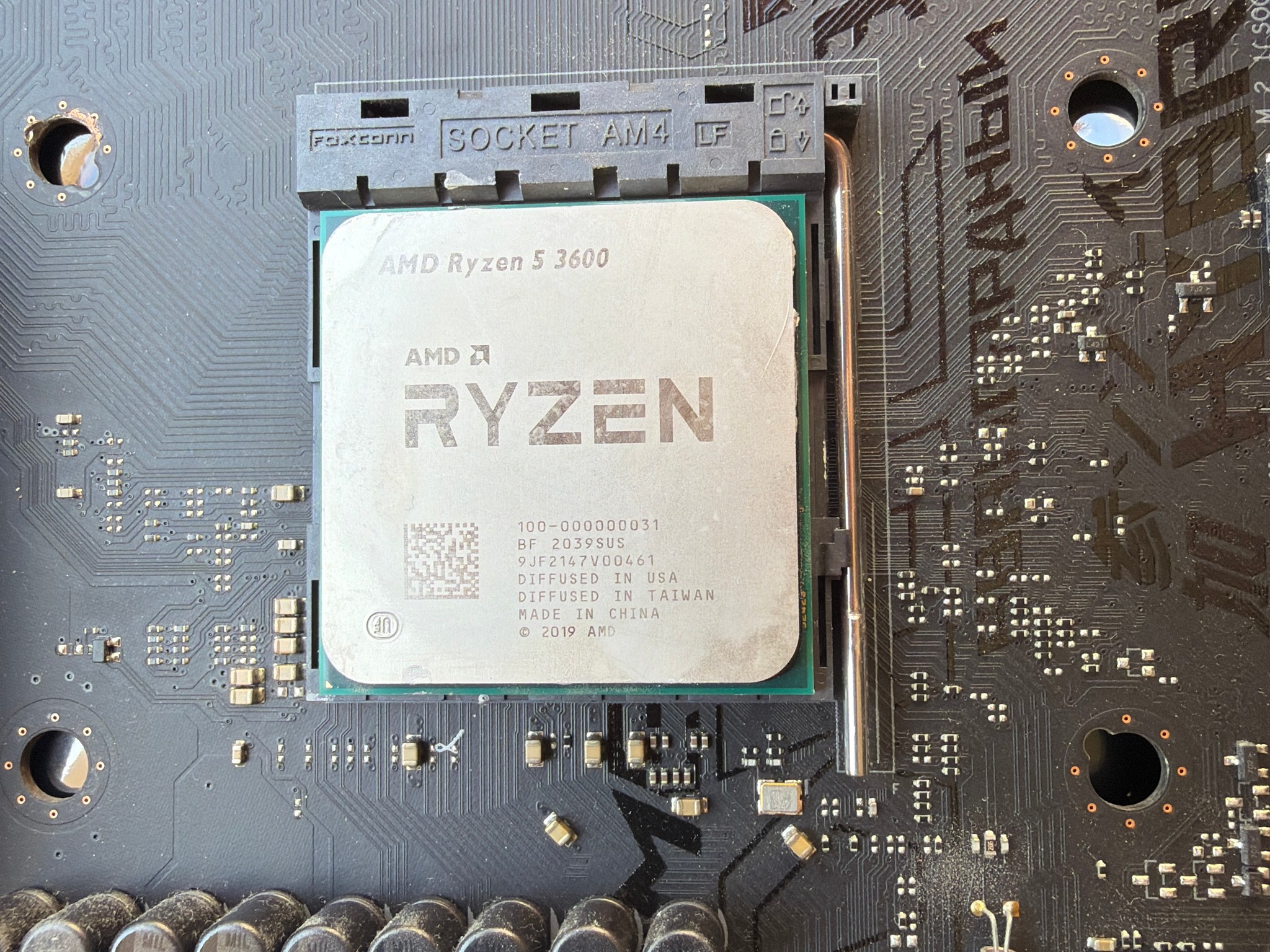 Asus ROG STRYX With RYZEN 5 3600 CPU