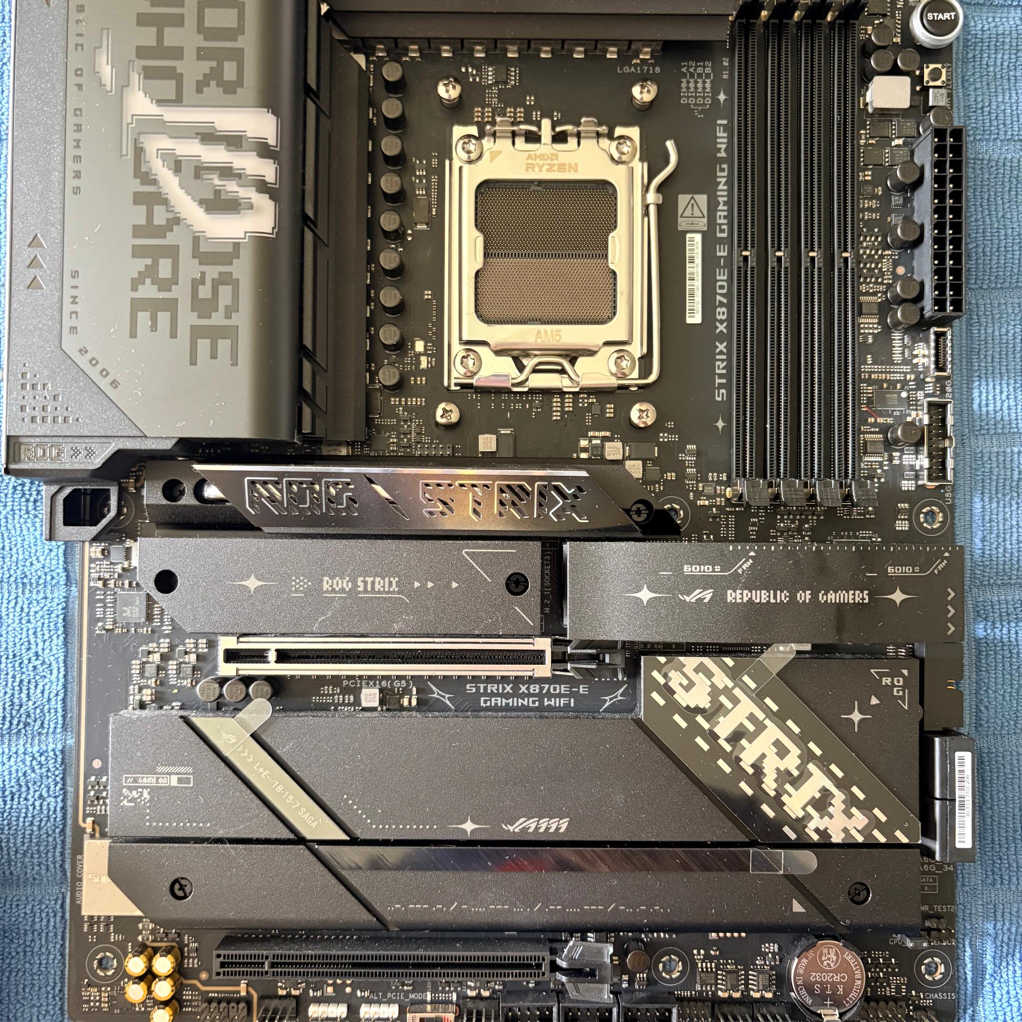 ASUS ROG Strix X870E-E Gaming WiFi in Black