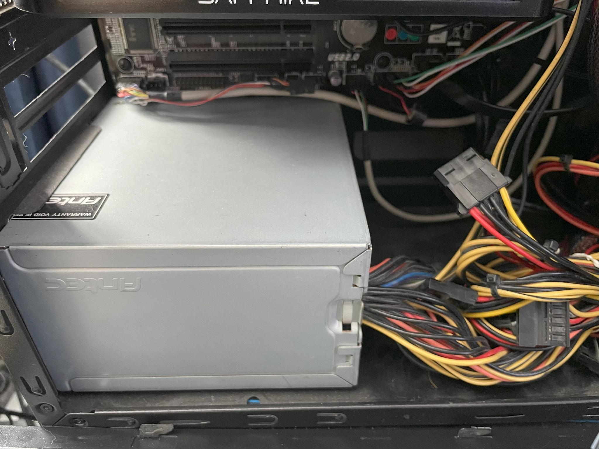 Starter AM3+ gaming rig, fully upgradable! See details!