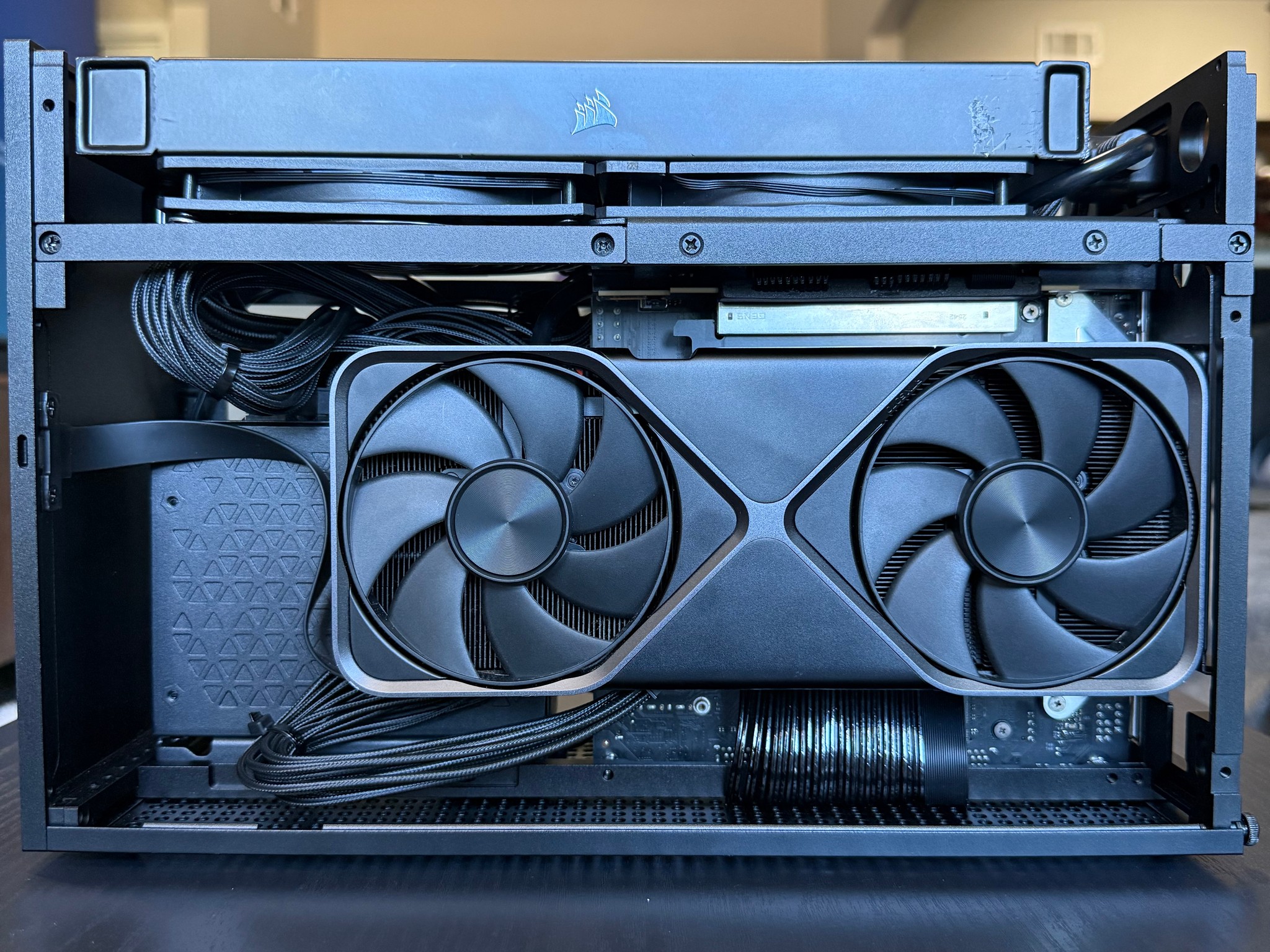 formD T1 - 7800X3D - 5070 FE