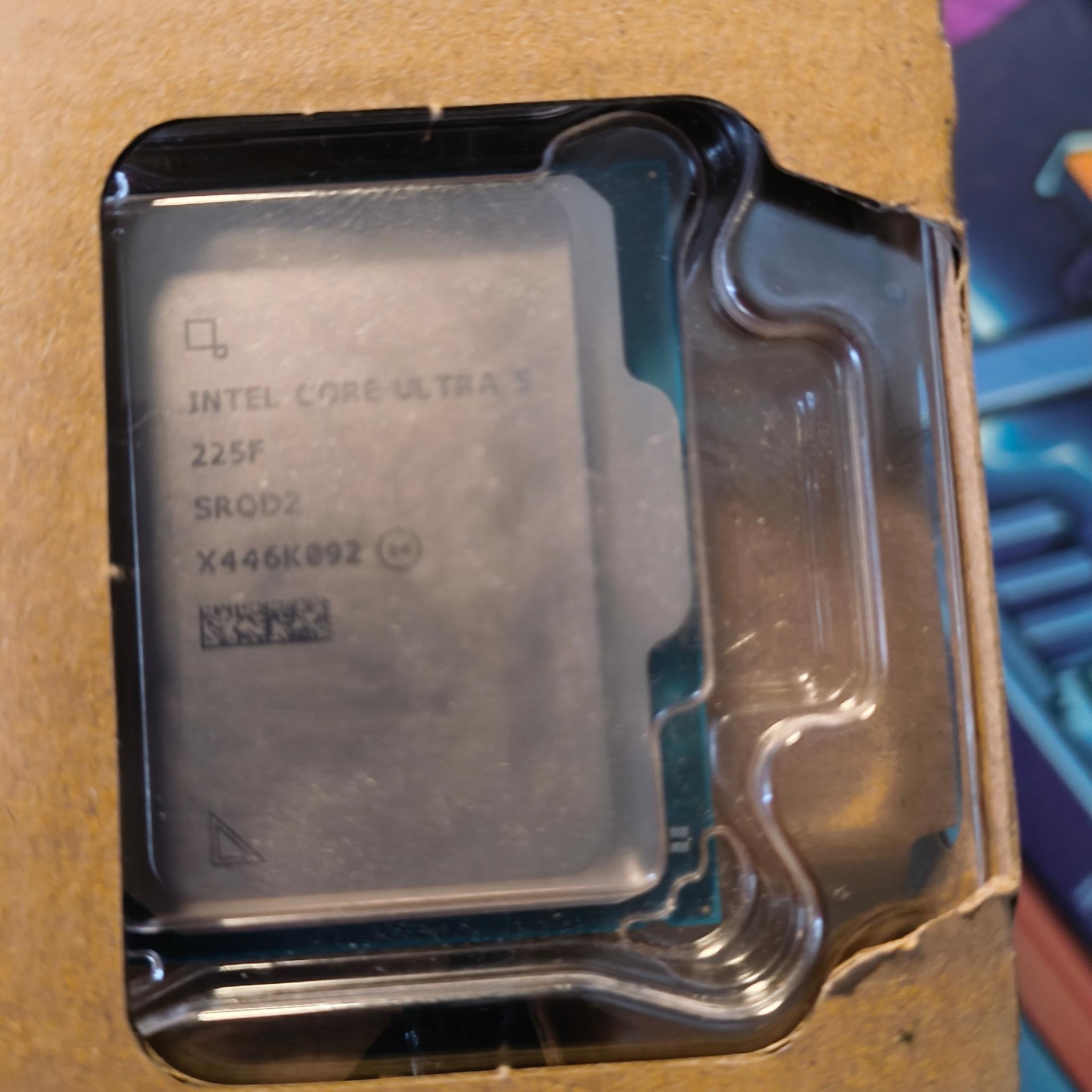 Intel Core Ultra 5 225F