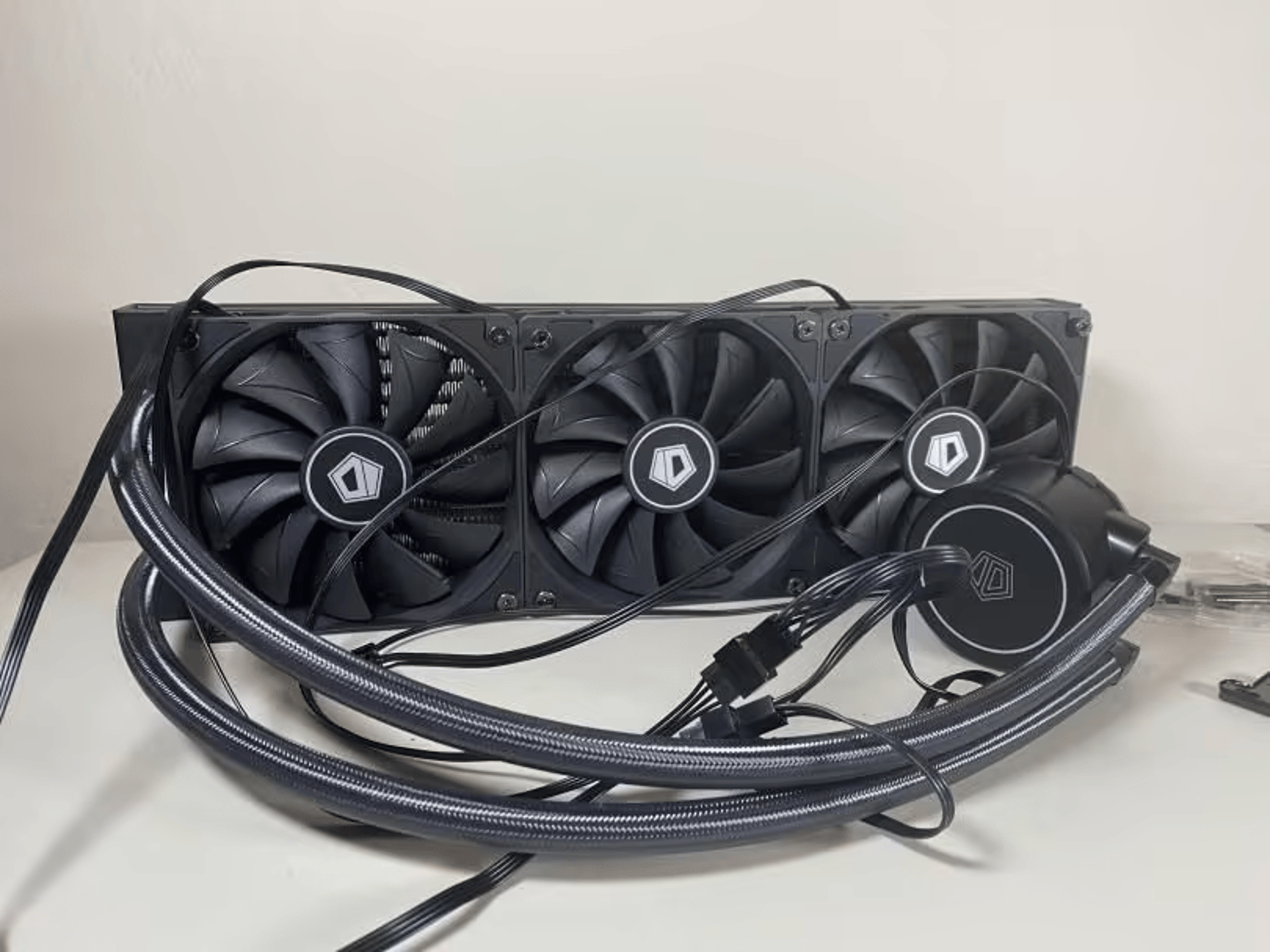 ID-Cooling Zoomflow 360mm AIO water cooler