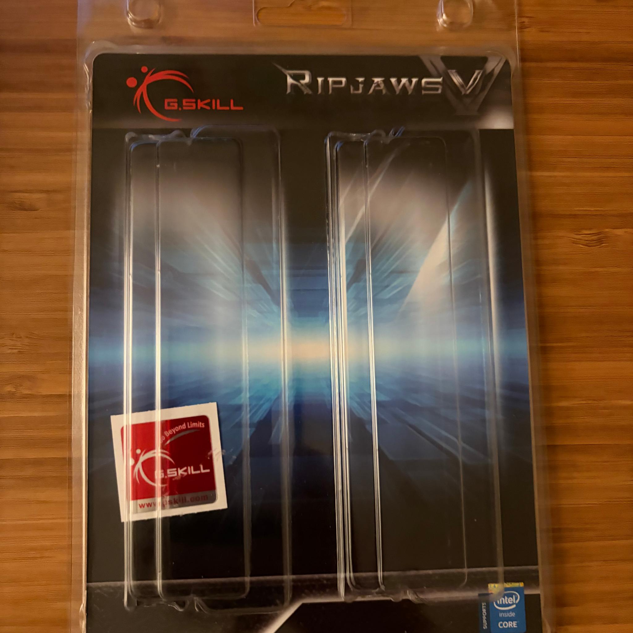 G.Skill Ripjaws V DDR4-3600 CL16-19-19-39 1.35V 32GB (2x16GB)