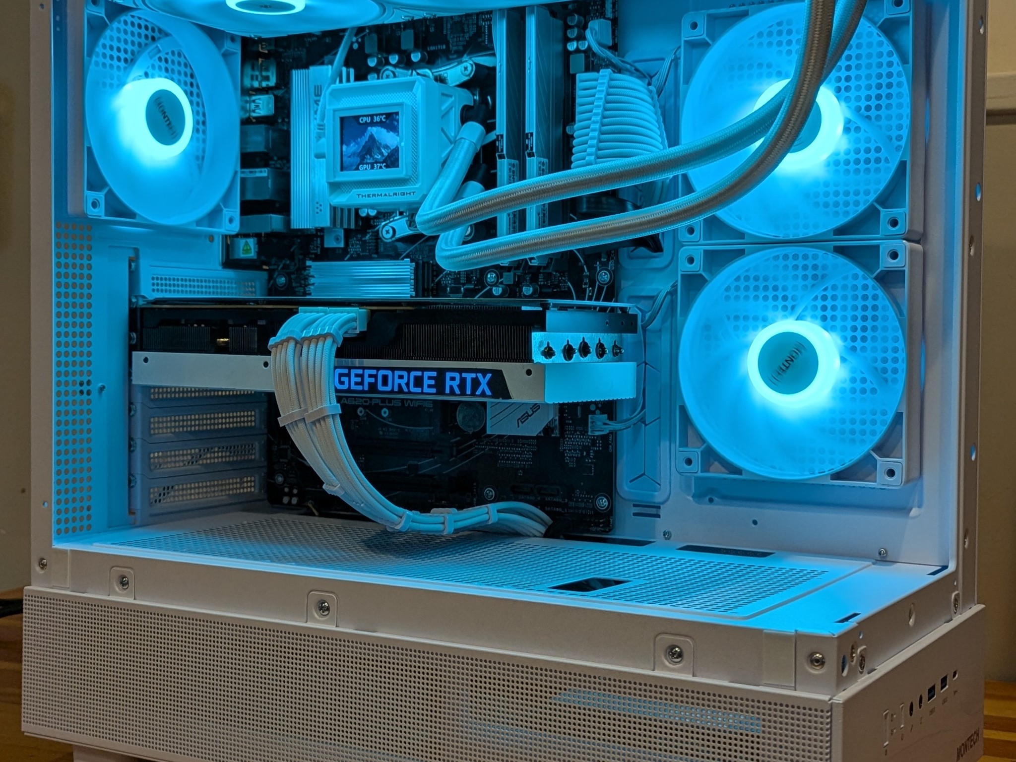 Ryzen 5 7600 || RTX 3070 Ti || 1440P White Gaming PC