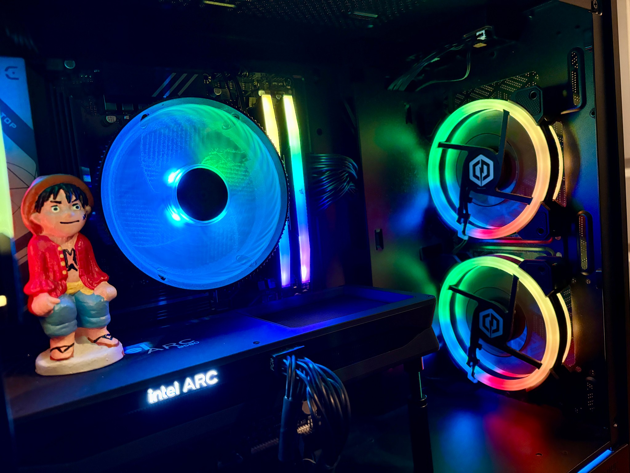 Custom Made PC-Ryzen 5 7500f-Intel Arc Battlemage B580-Corsair Vengeance 32GB DDR5 Ram-2TB SSD(NVMe)