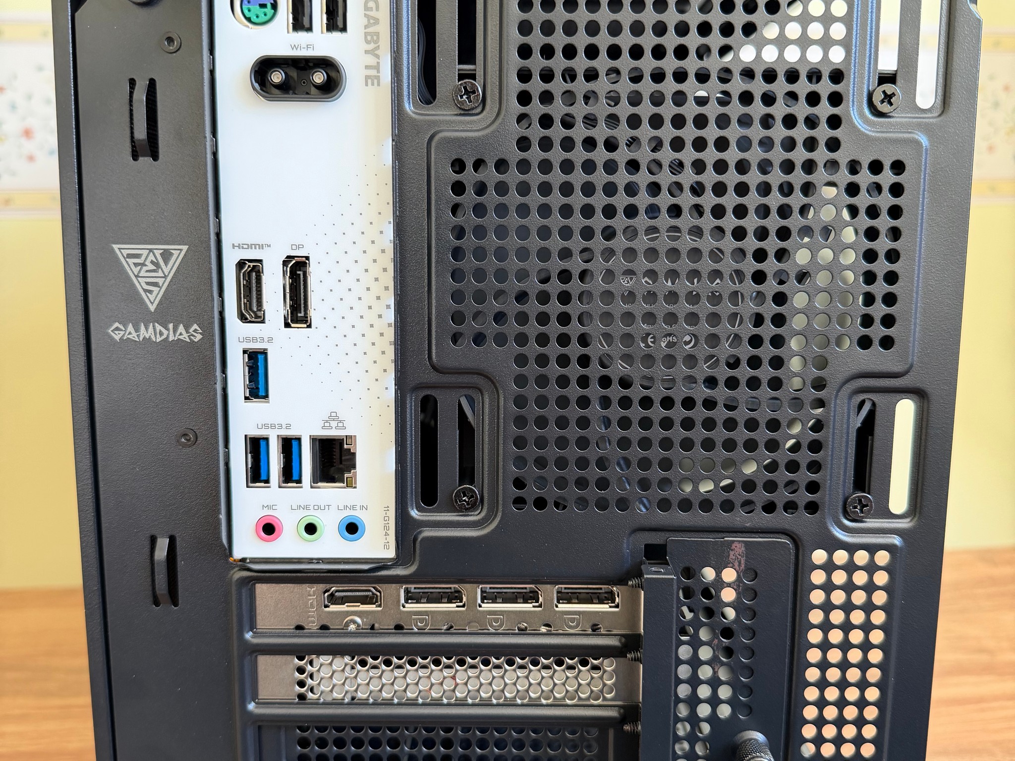 Sleeper 1440p Gaming PC – i5-13600 | RTX 5060 Ti 8GB | 32GB RAM | 1TB NVMe