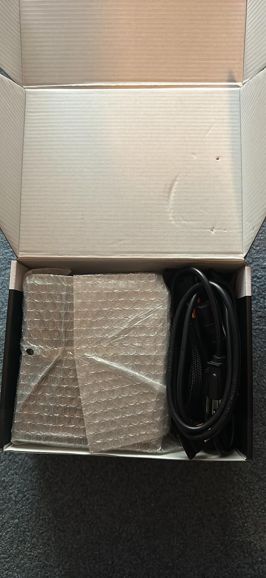 Thermaltake 430W smart 80+ ATX Power Supply