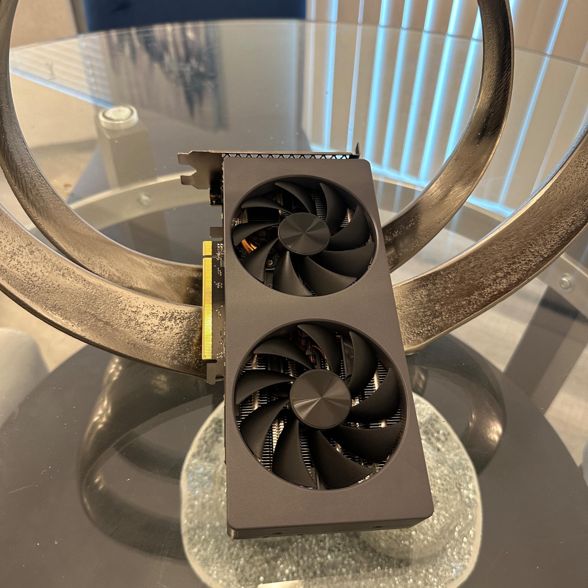 Lenovo Radeon RX 7600