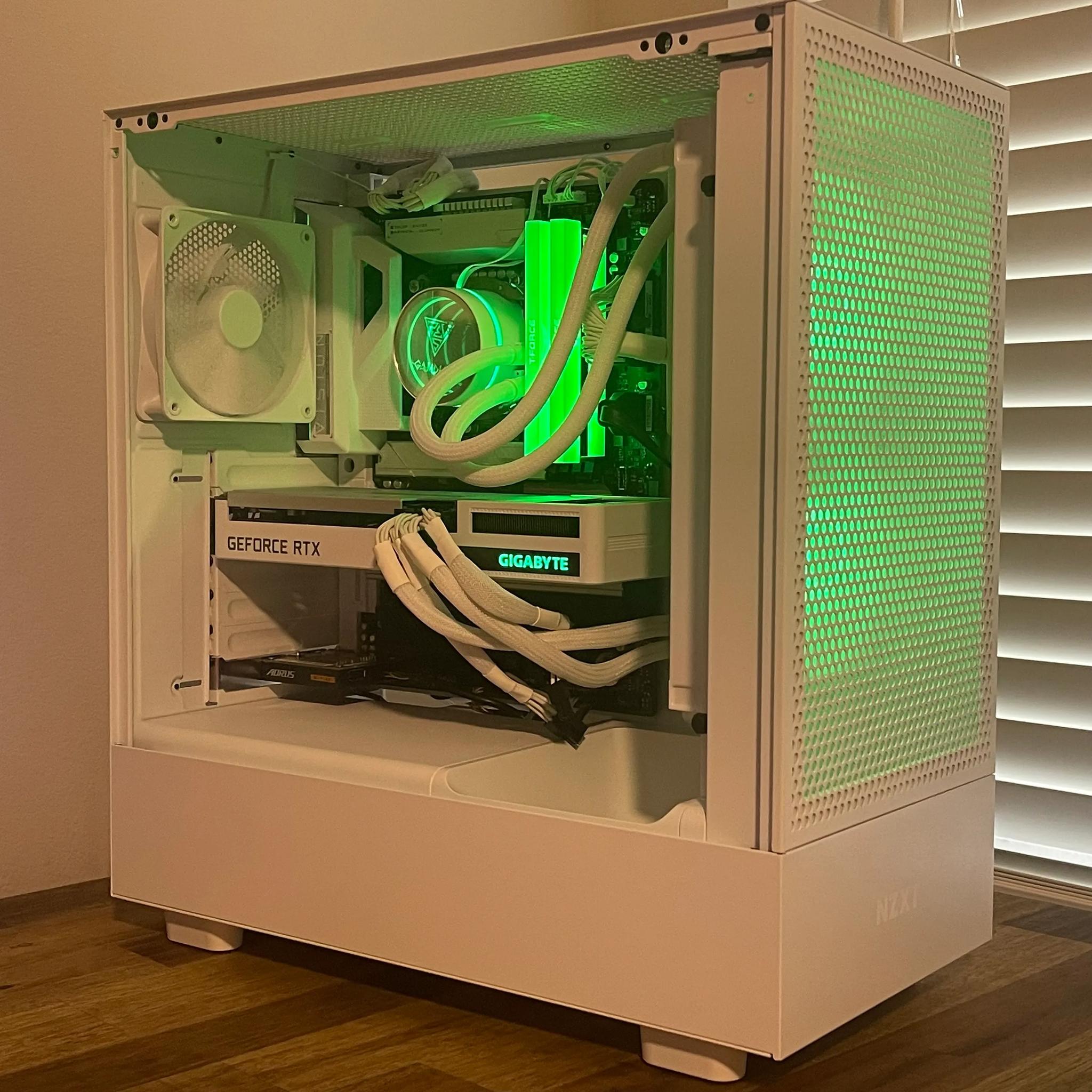 Cosmic Commander | i5-11600K, 32GB, 2.5TB, 3060 Ti