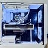 Gaming PC Monochrome RTX 5070 OC 12GB