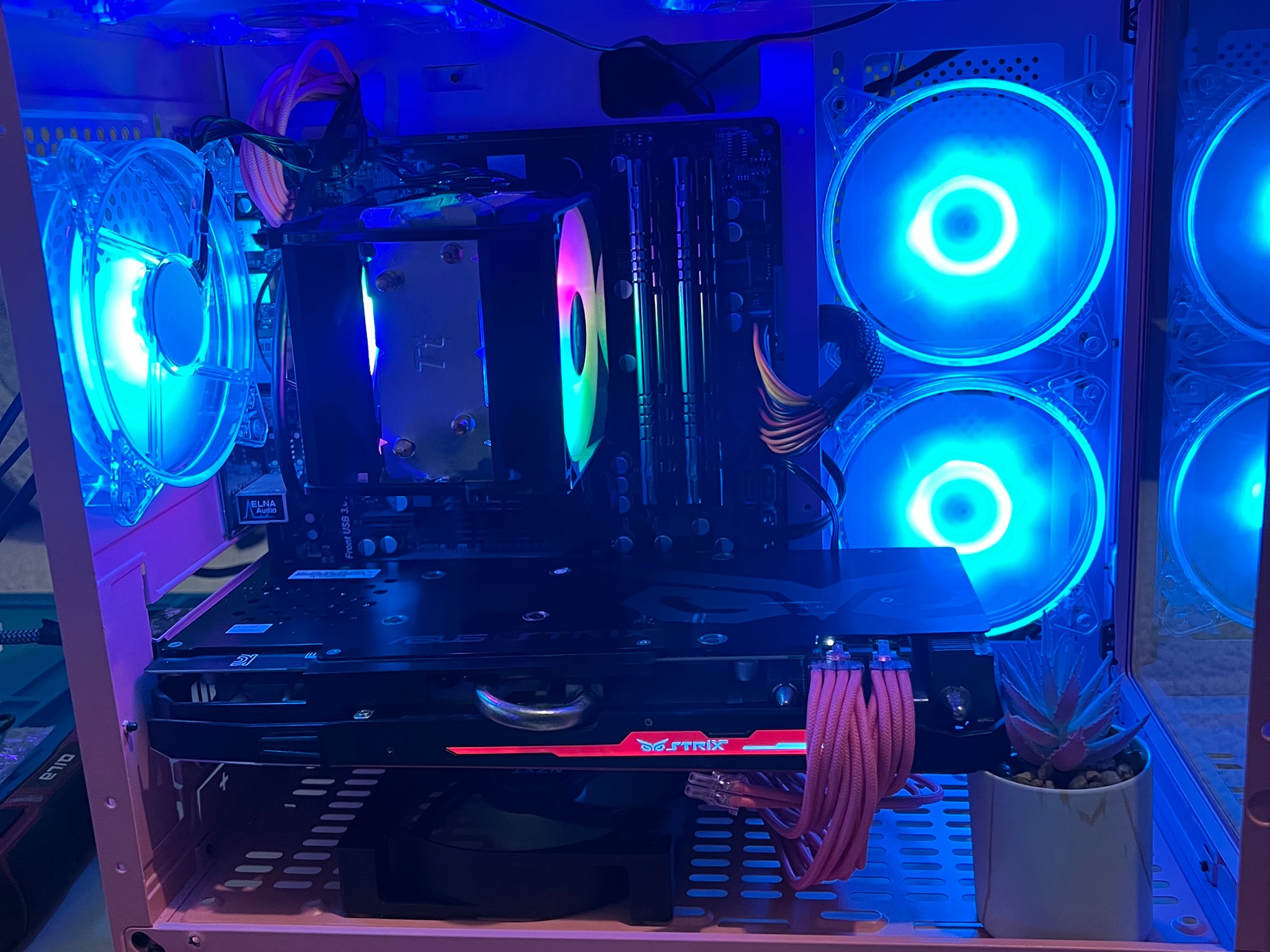 Pink Budget Gaming PC | AMD FX-6300 | Radeon R90 OC 8GB | 32GB RAM | 500GB SSD | Windows 10 Pro