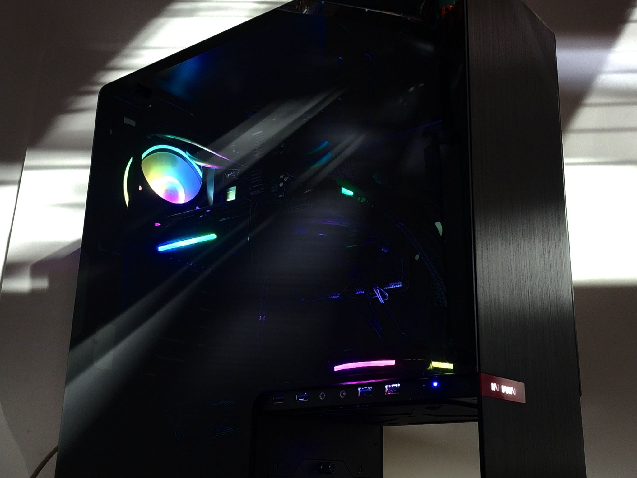 Gaming PC Ryzen 7 9700X 16GB RAM 1TB SSD RX 9060 8GB Windows 11 Computer