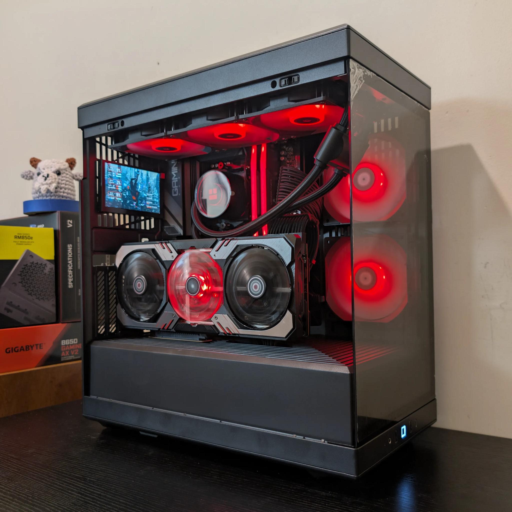 🔥1440p/4K Gaming Beast | RX 6950XT | Ryzen 7 9700X | 2TB SSD | 32GB RAM | WiFi 6 & Bluetooth🔥